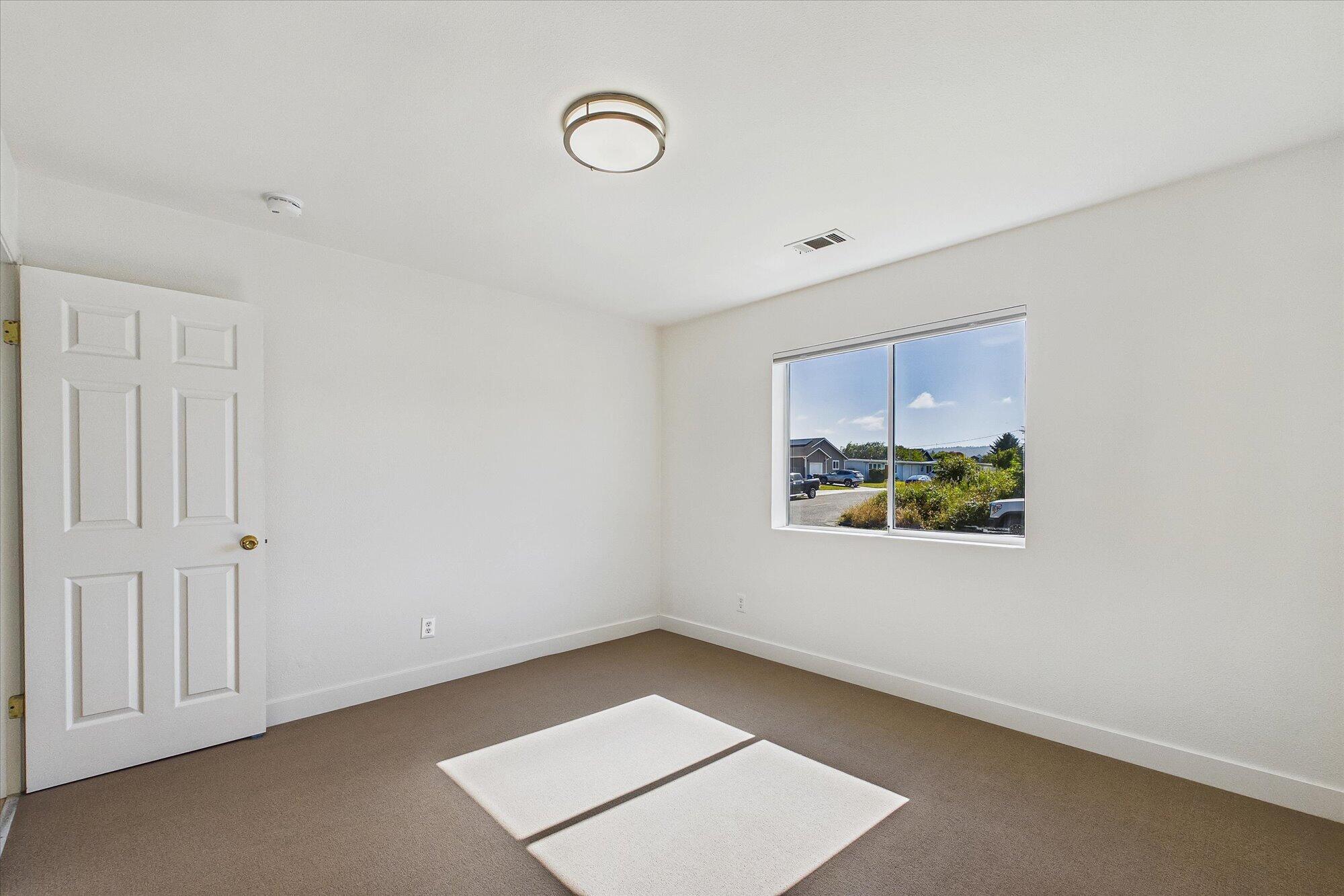 2330 Thiel Avenue, McKinleyville