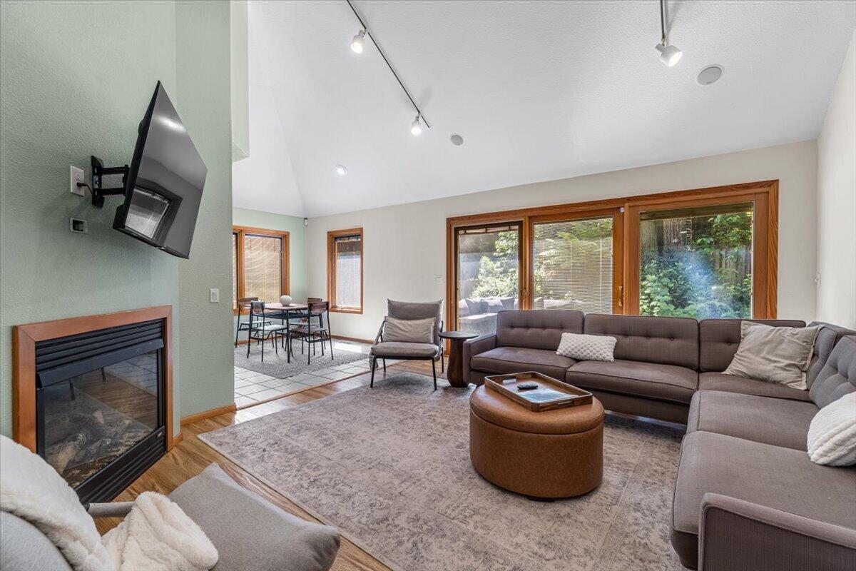 132 Pepperwood Lane