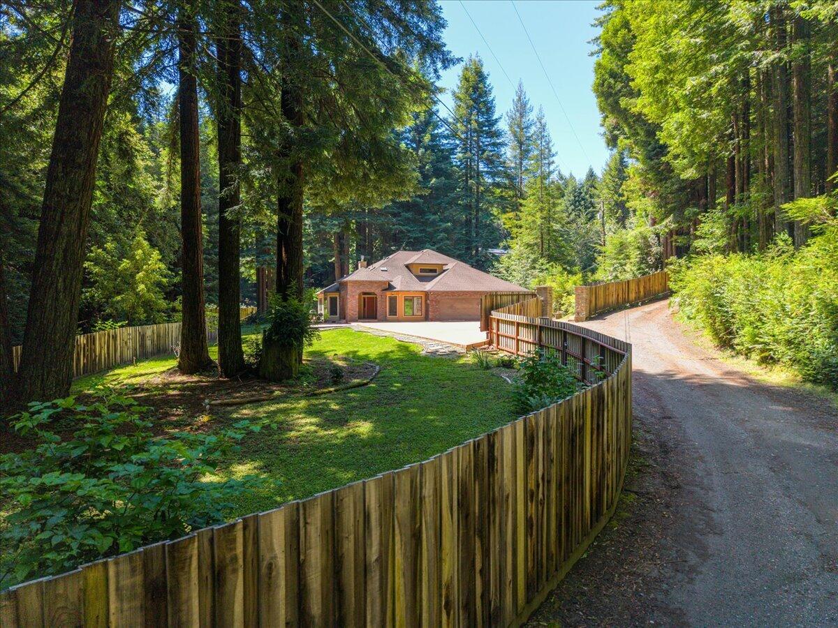 132 Pepperwood Lane