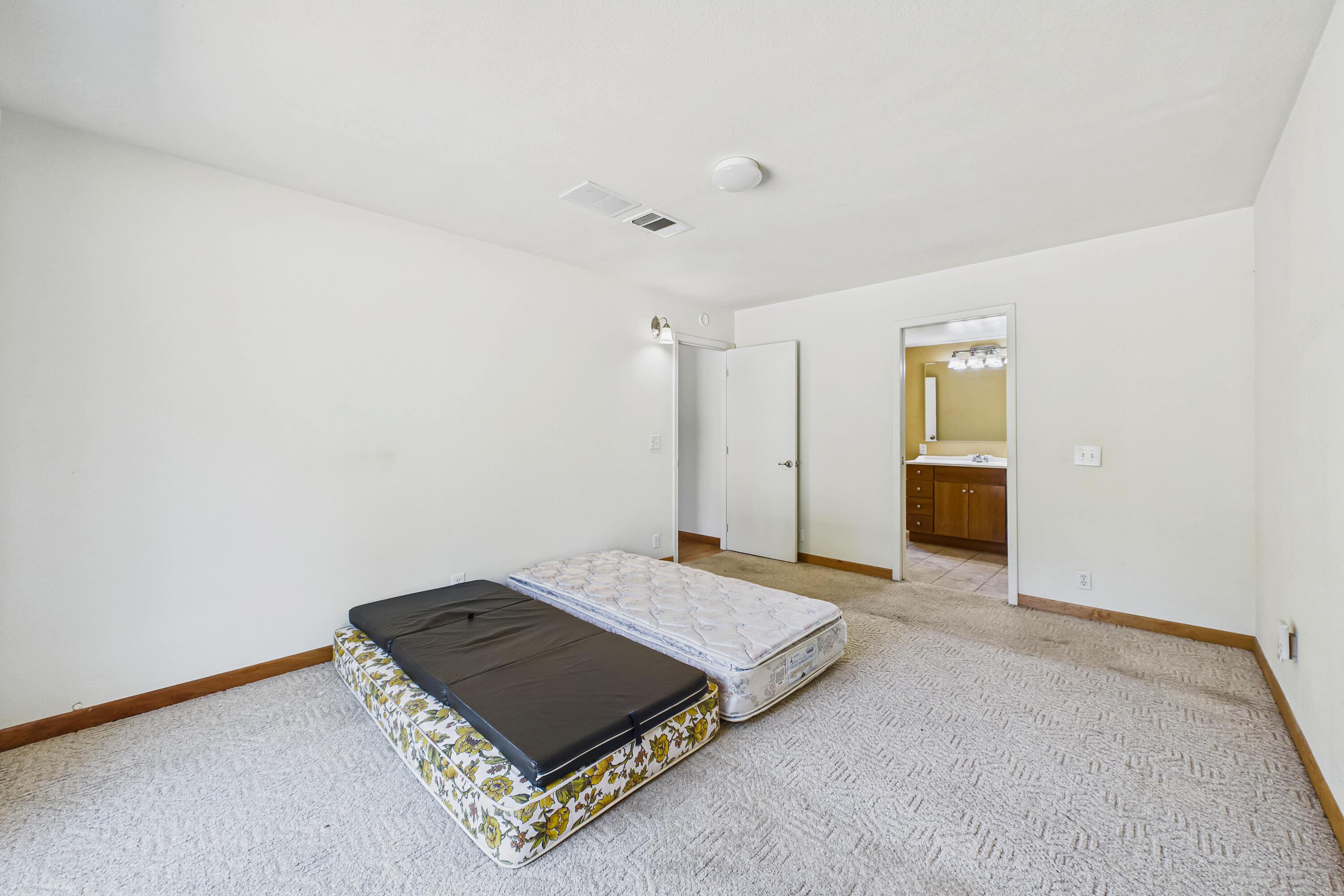 174 Blue Jay Lane