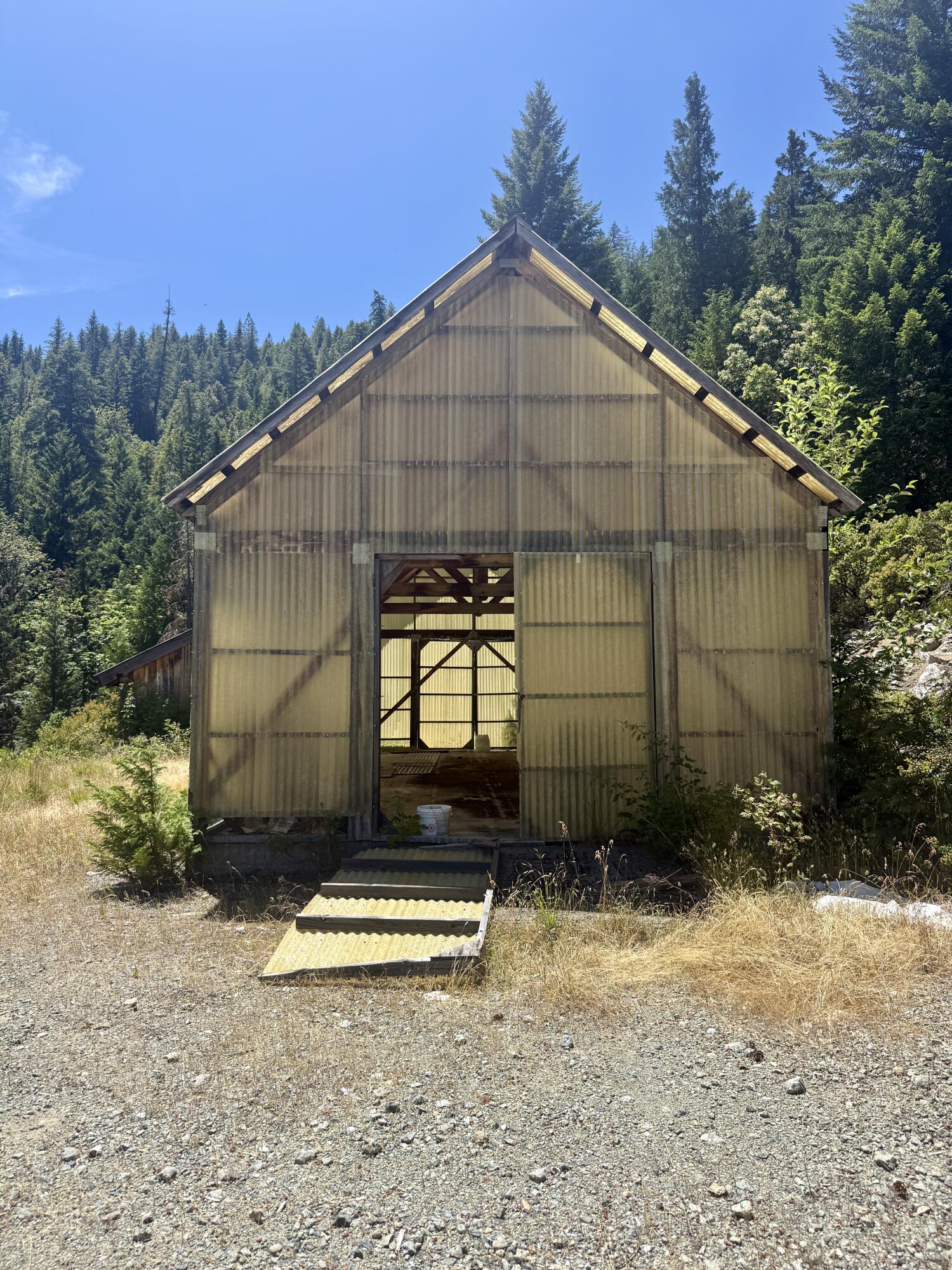 11000 Bluff Creek Trail