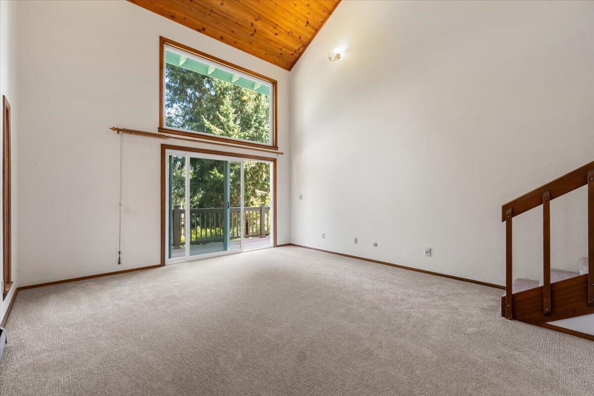 6827 Linda Road