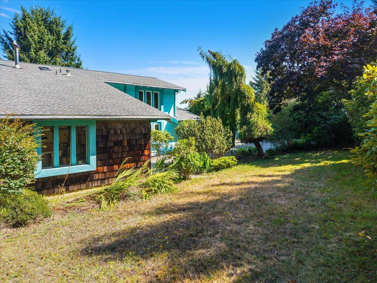 6827 Linda Road