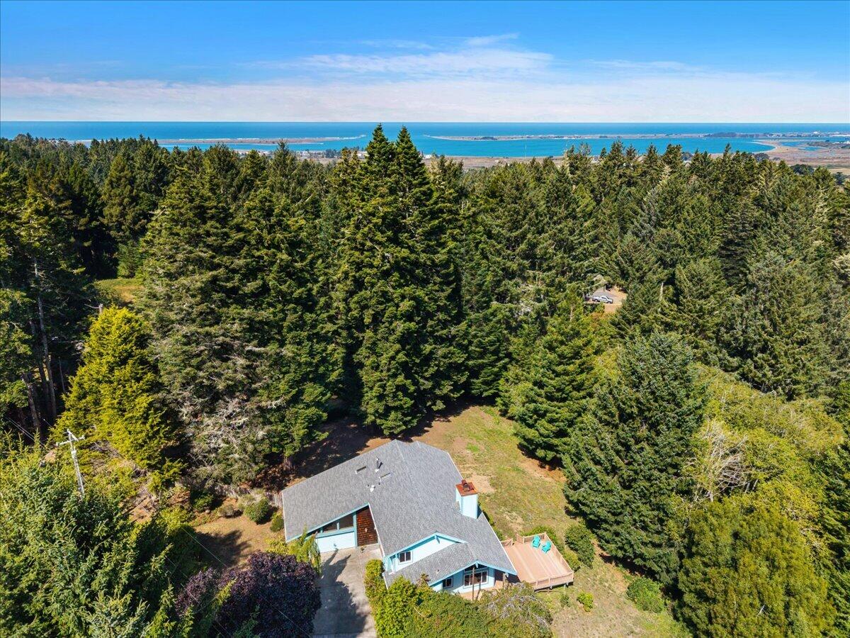 6827 Linda Road