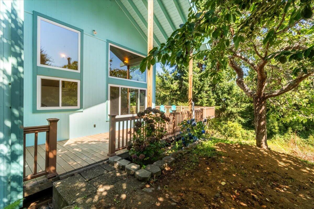 6827 Linda Road