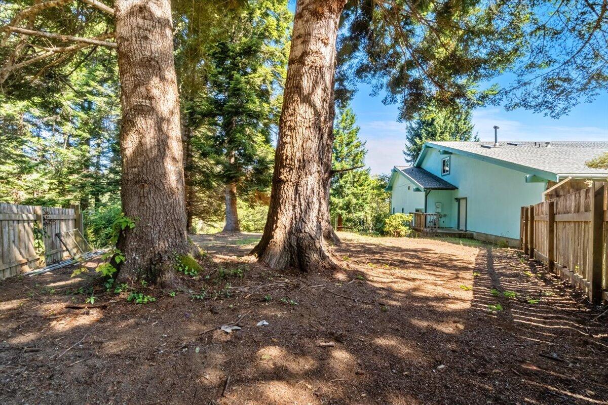 6827 Linda Road