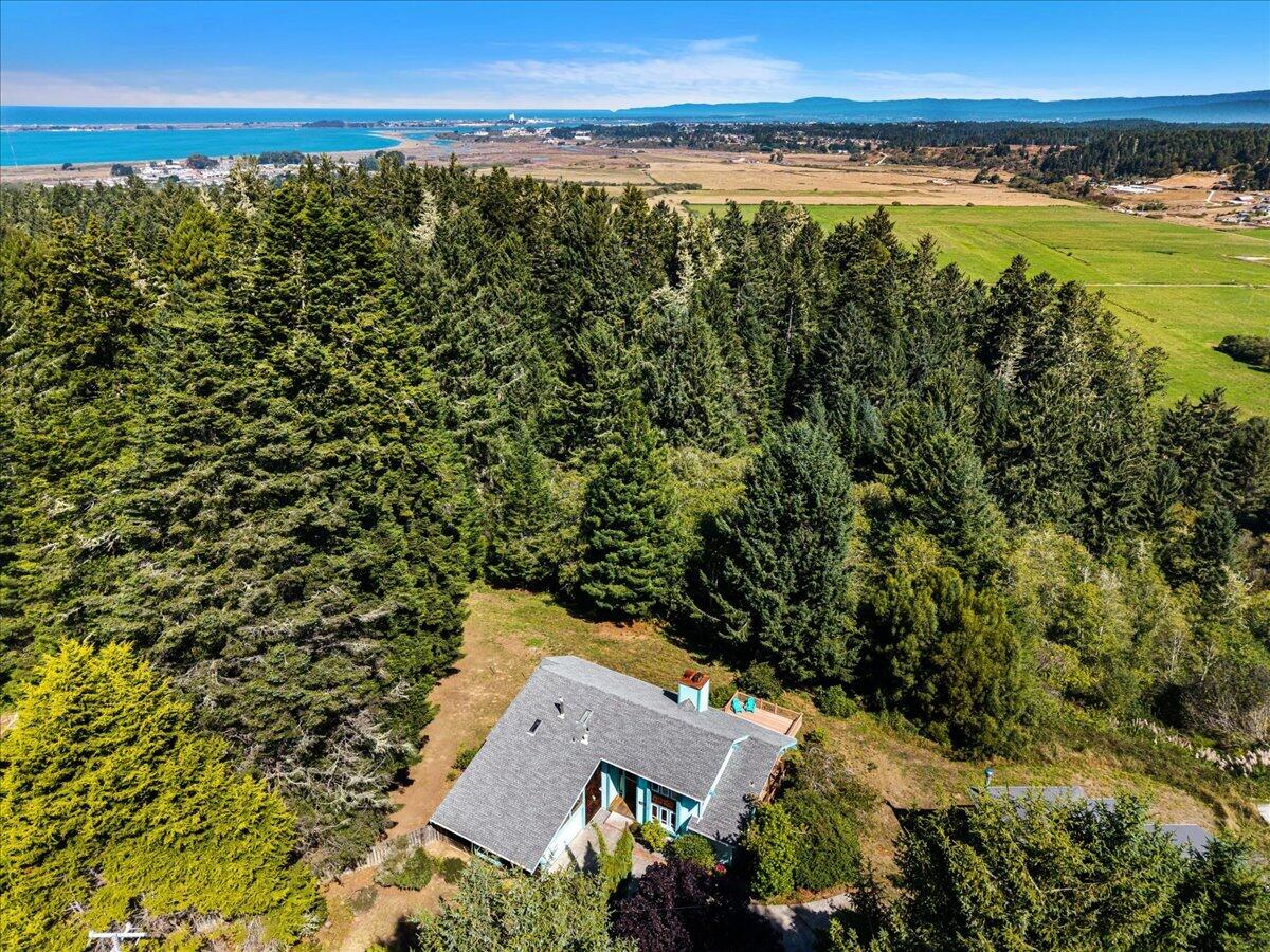6827 Linda Road