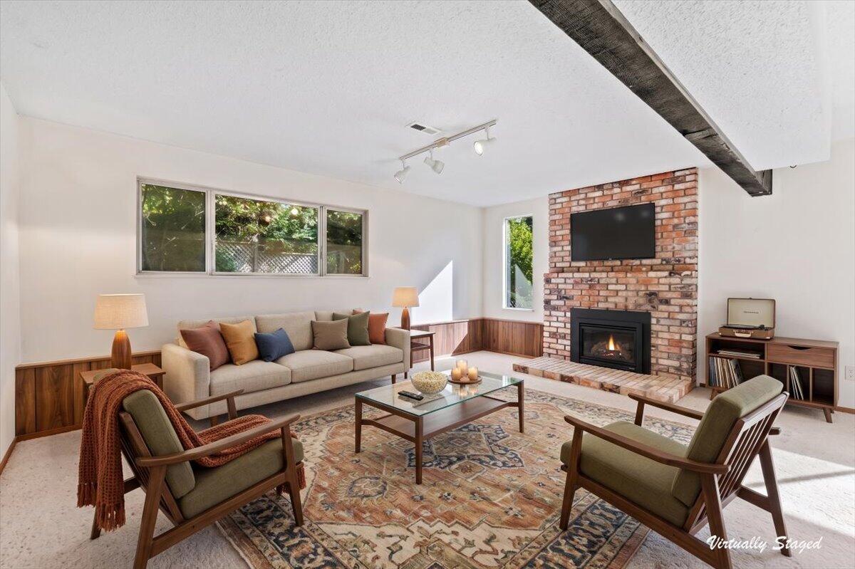 495 Lynn Street