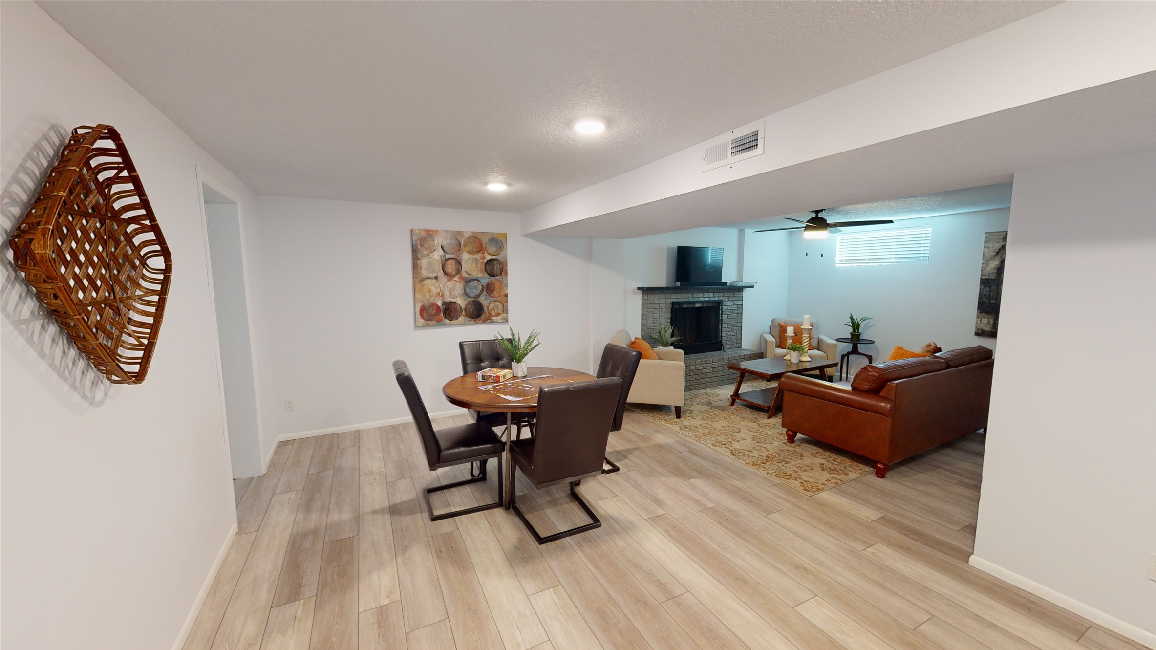 114 Sherwood Boulevard