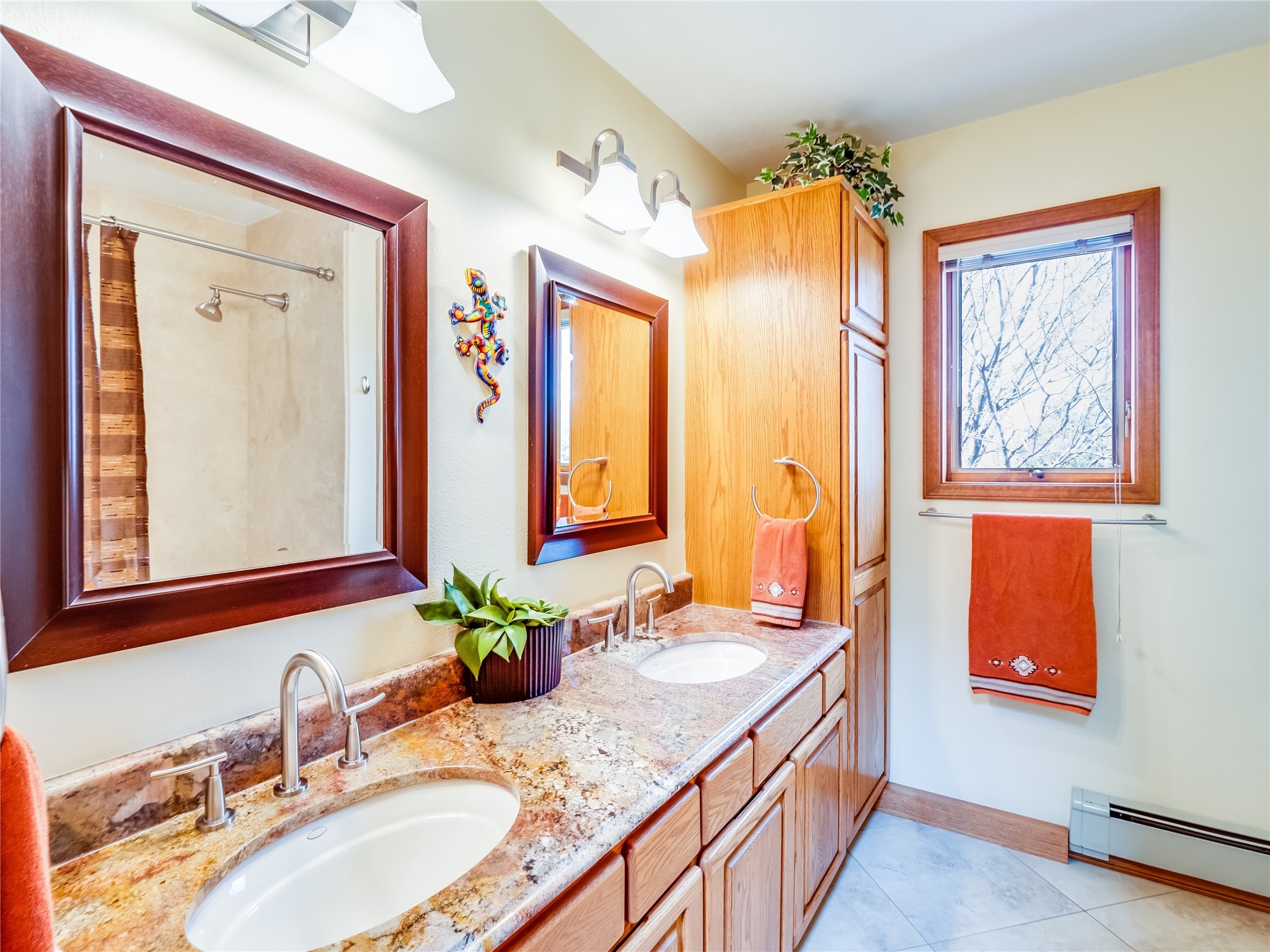 560 Brighton Loop