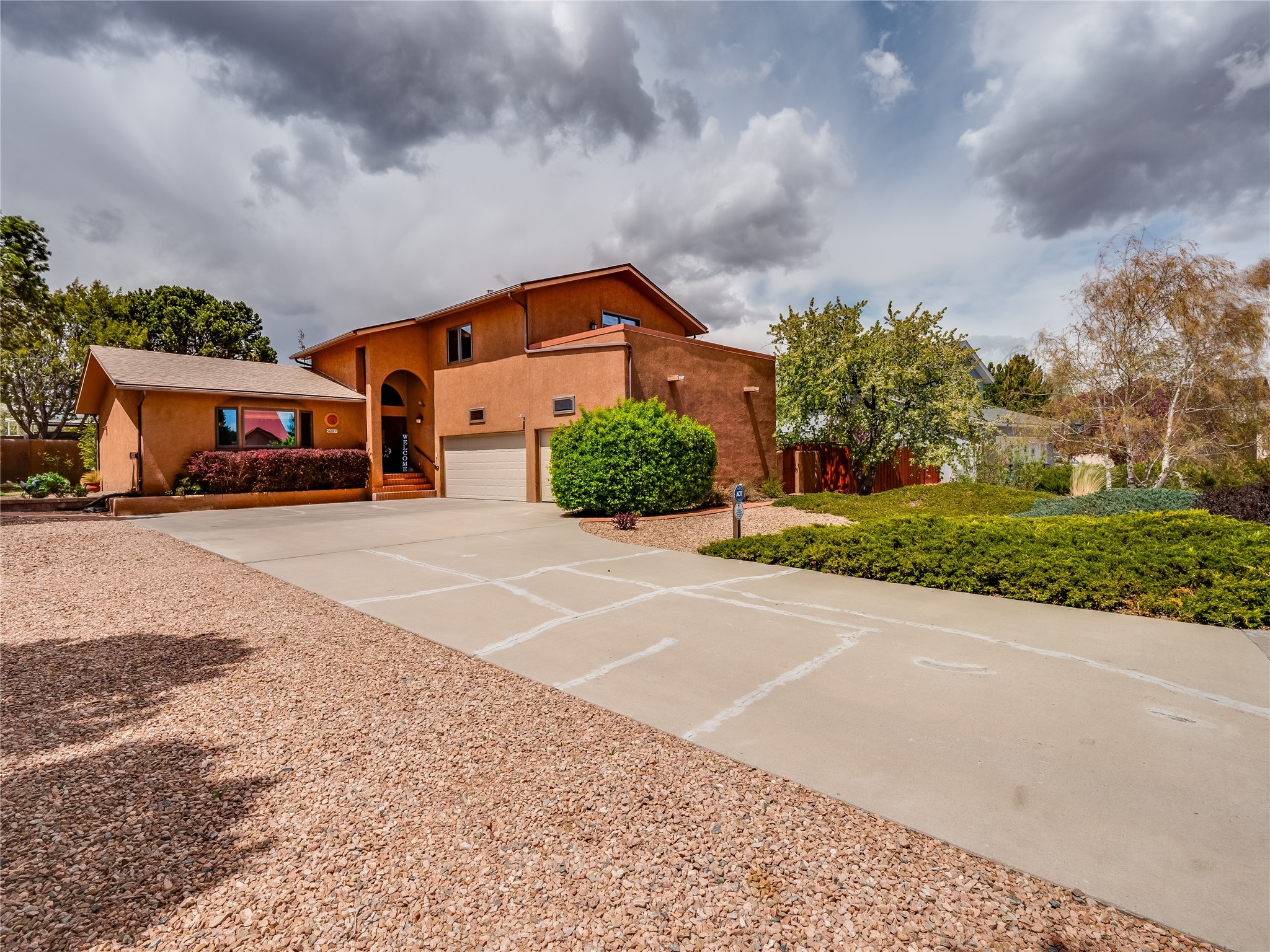 560 Brighton Loop