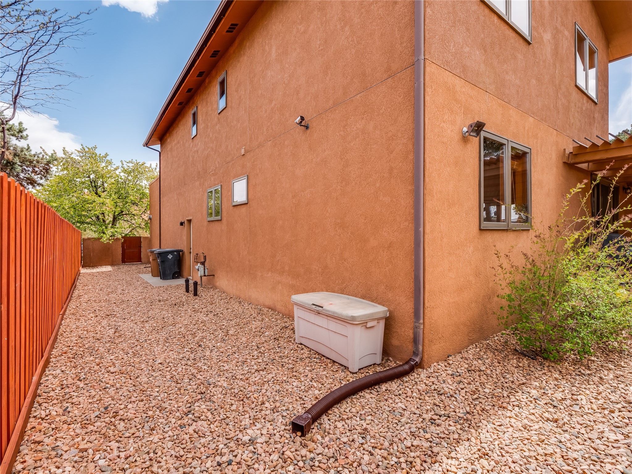 560 Brighton Loop