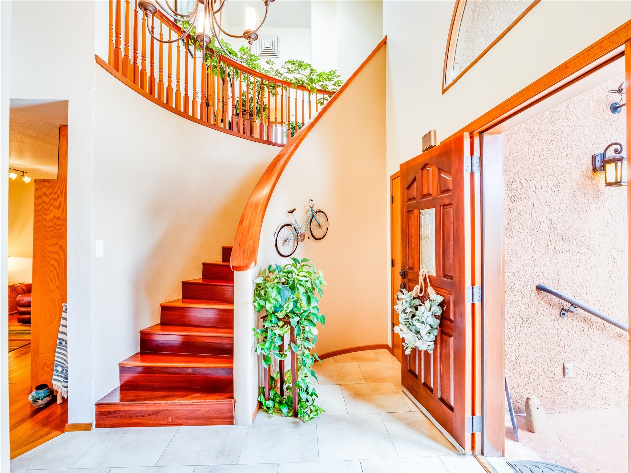 560 Brighton Loop