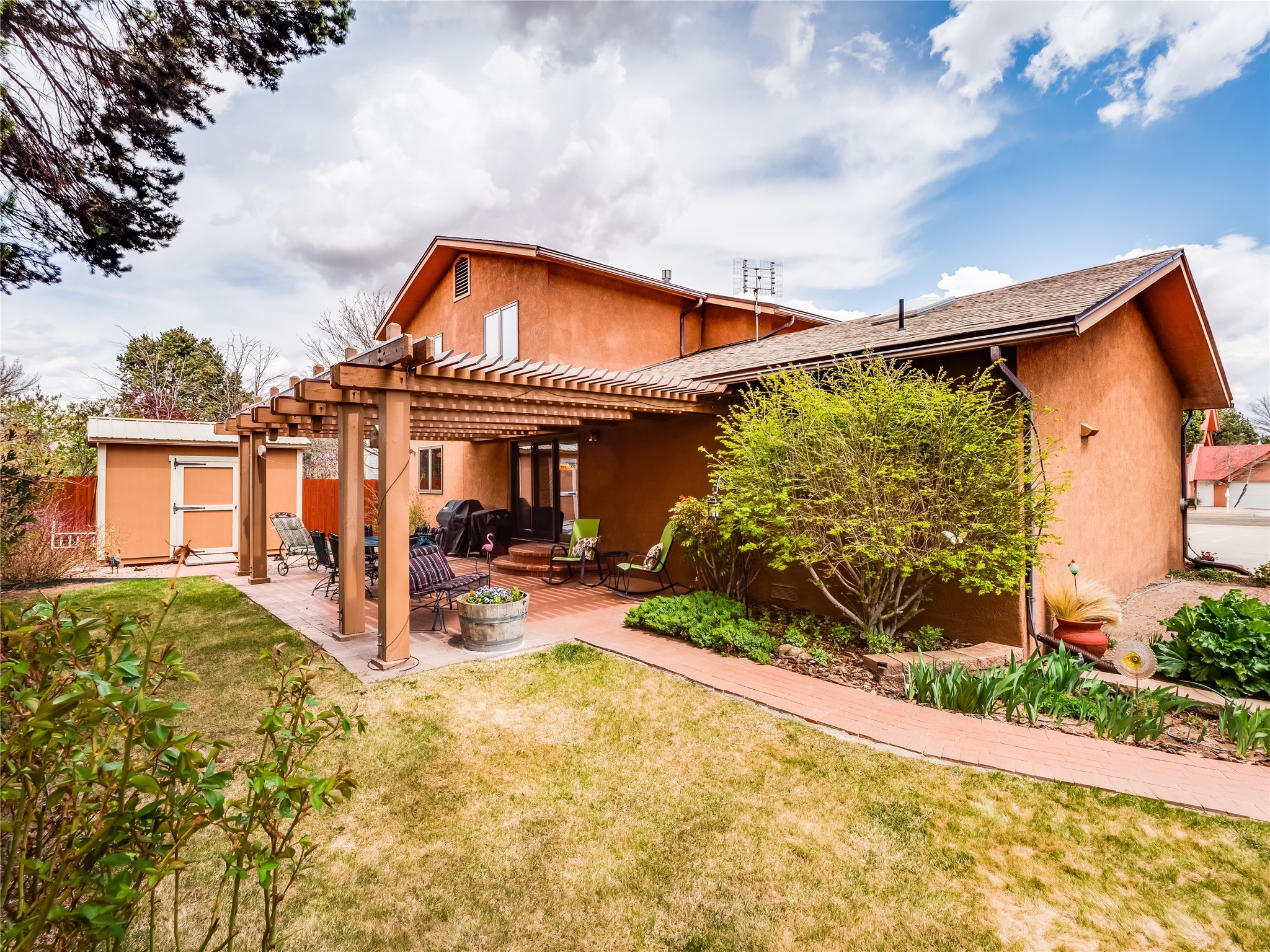 560 Brighton Loop