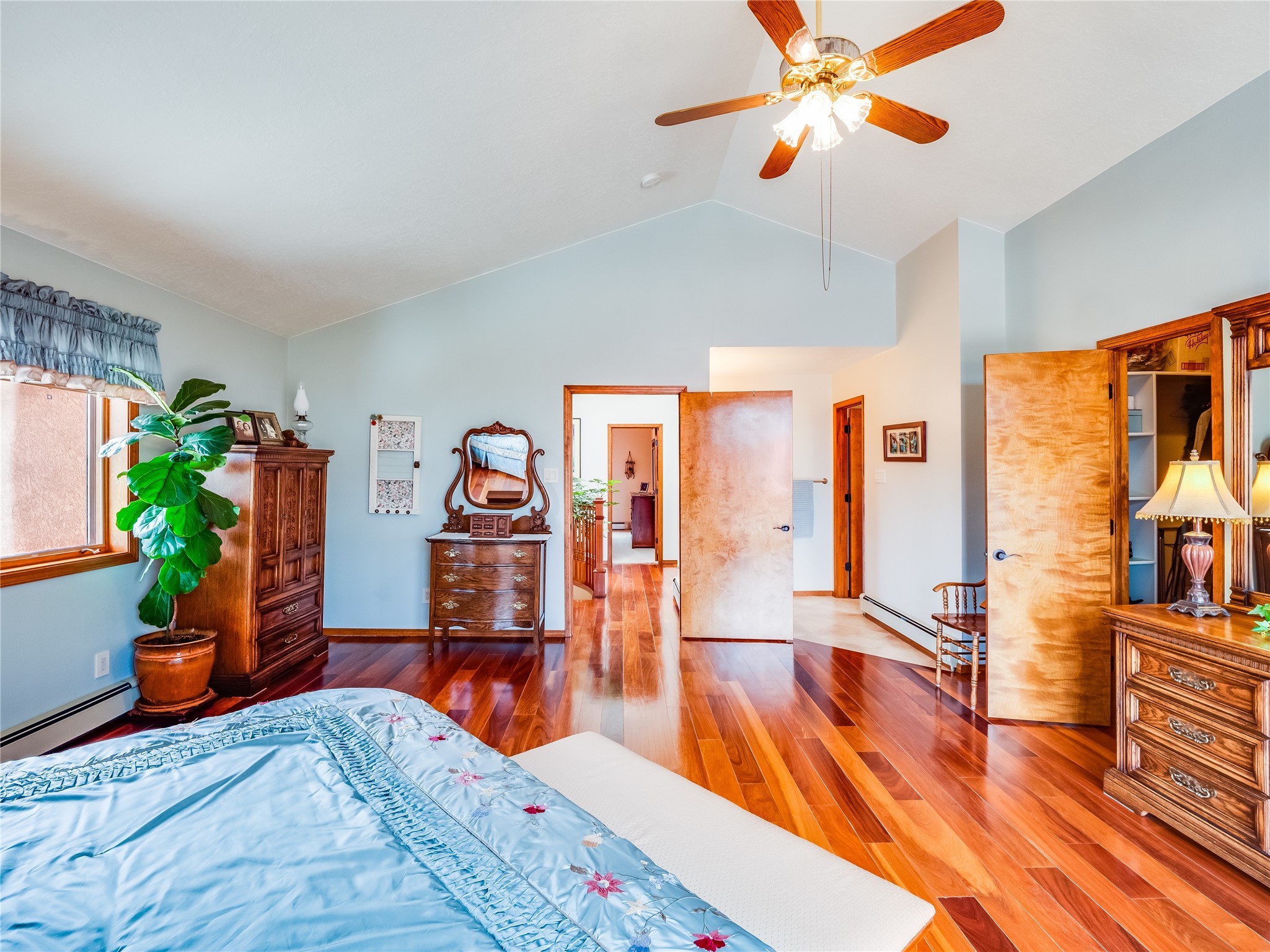 560 Brighton Loop