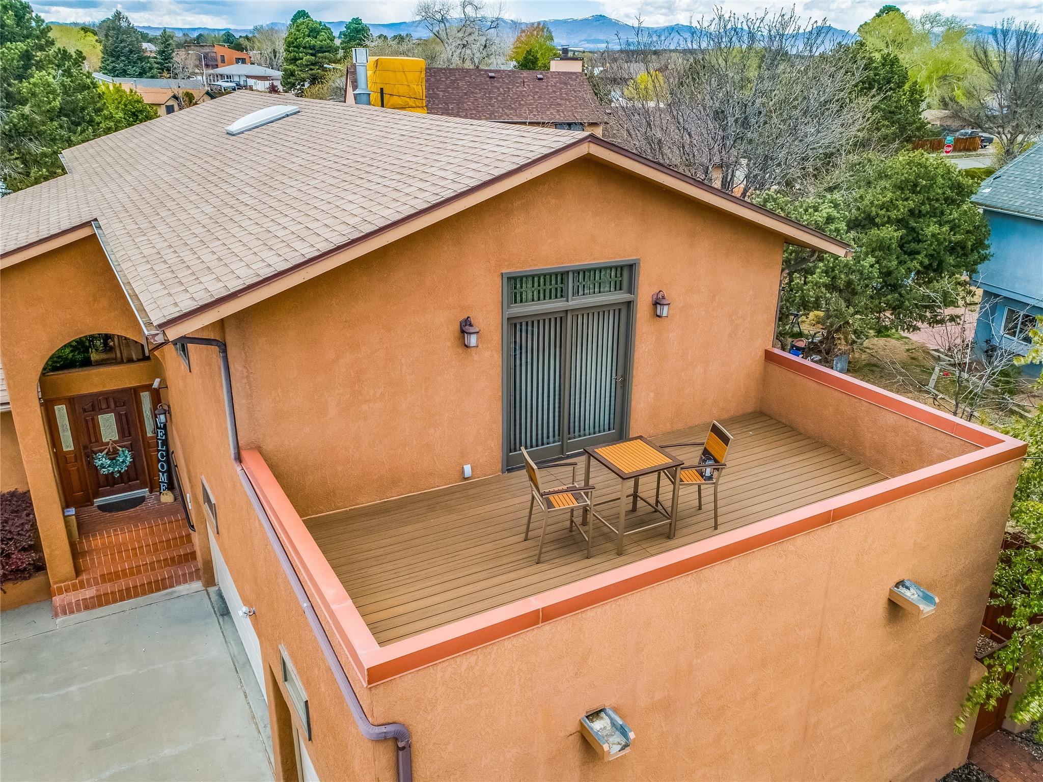 560 Brighton Loop