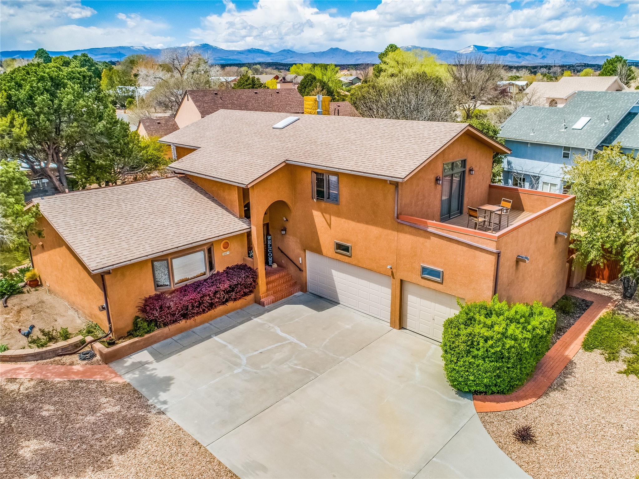 560 Brighton Loop