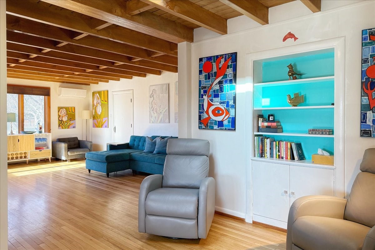 1325 43rd Street