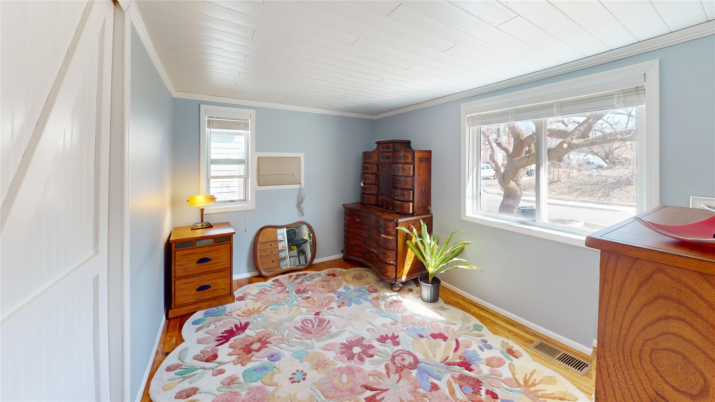 3816 Ridgeway