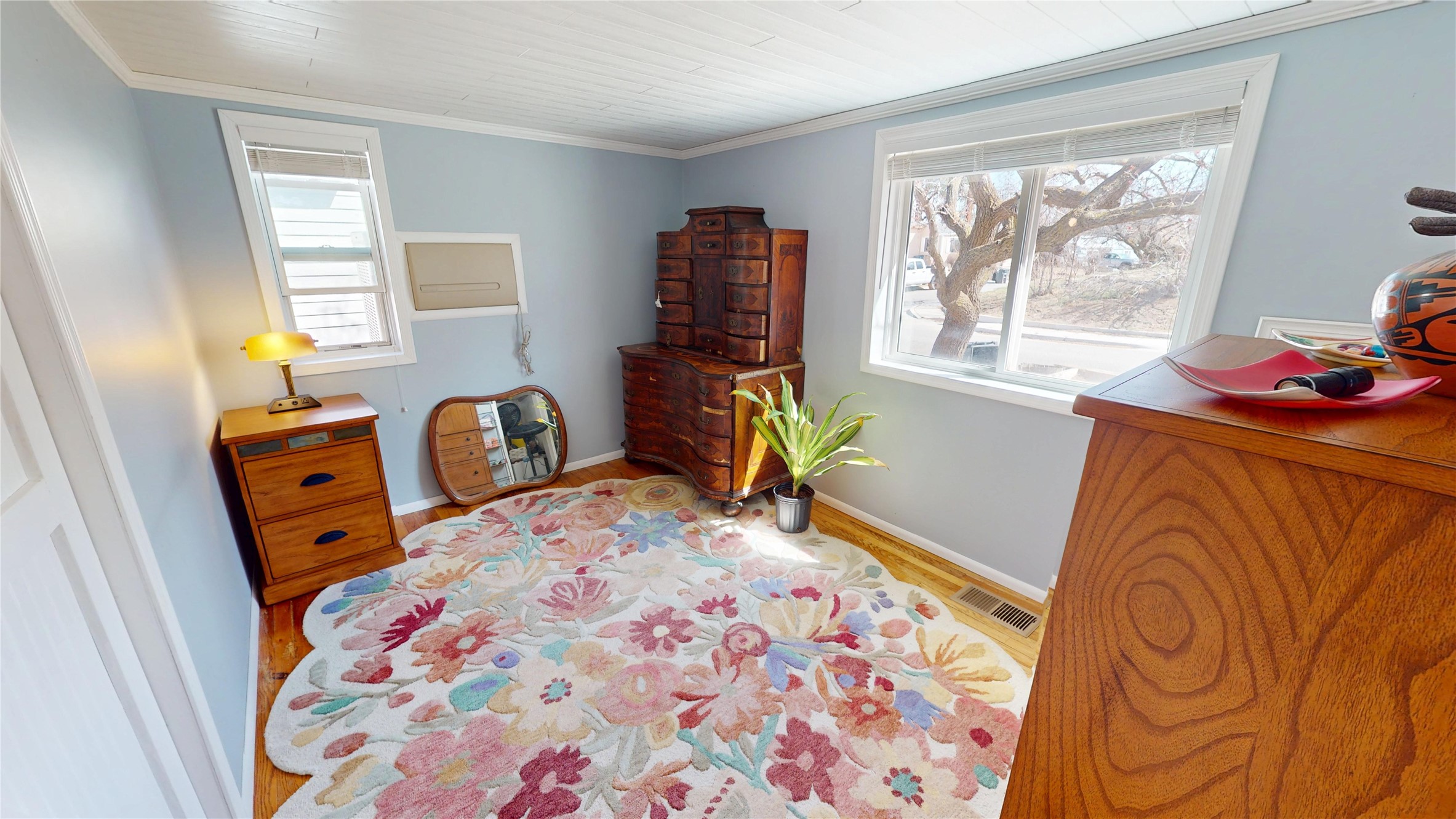 3816 Ridgeway