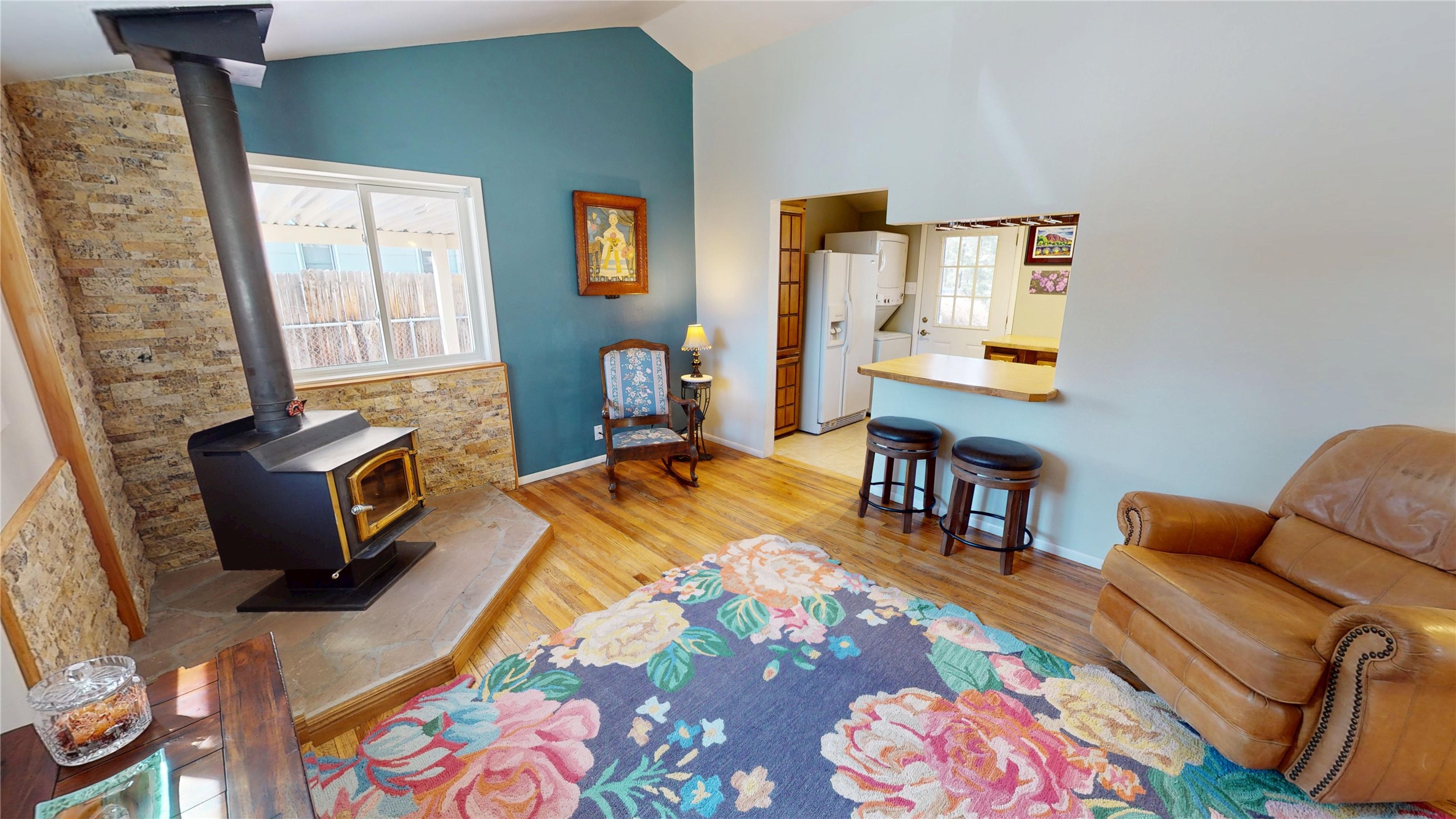 3816 Ridgeway