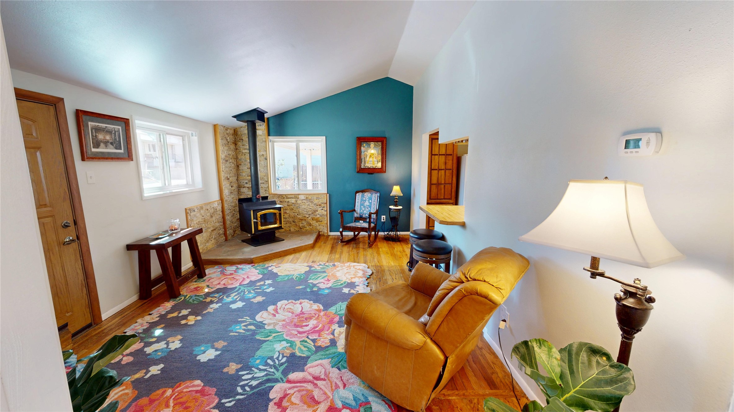 3816 Ridgeway