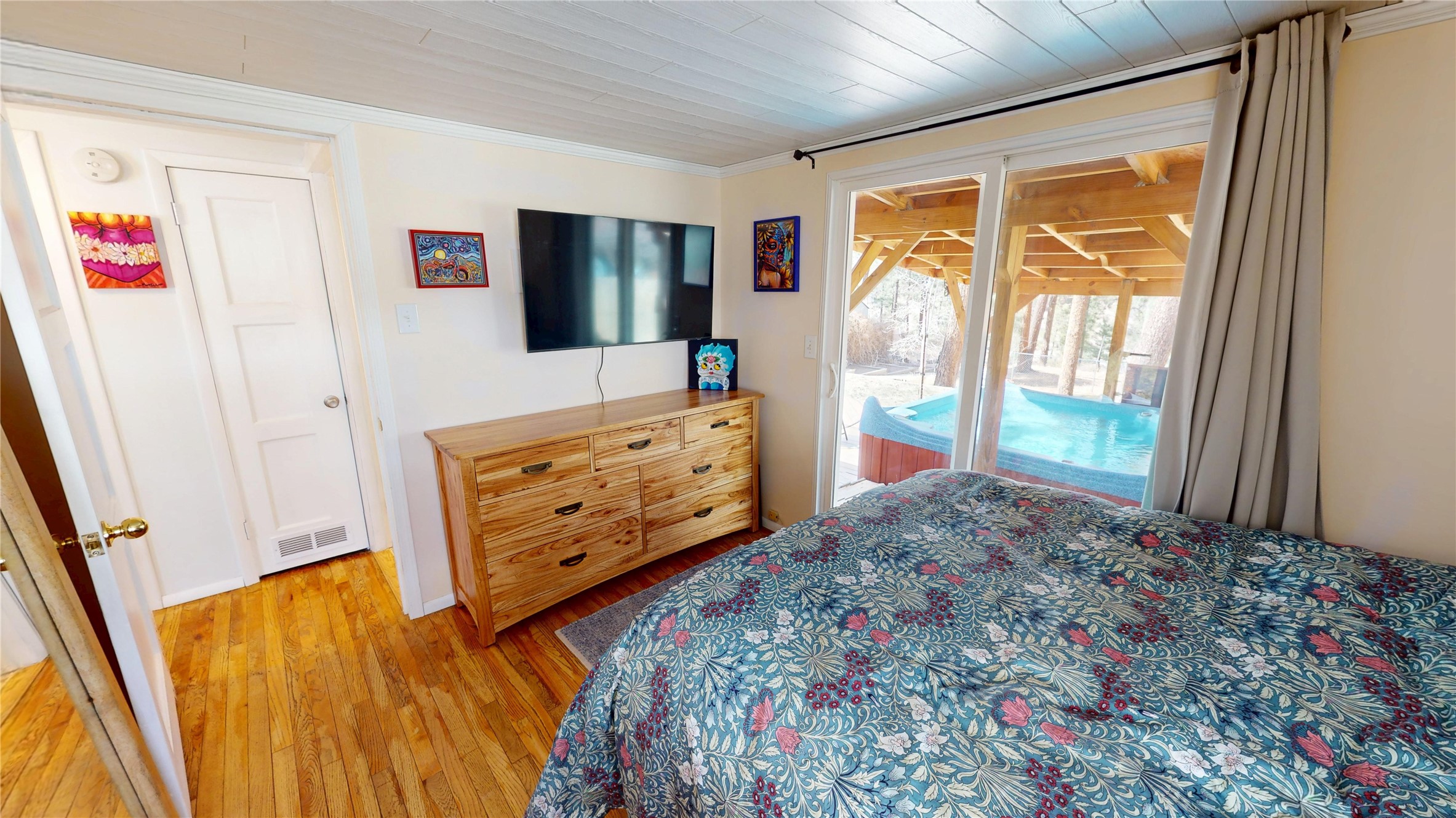 3816 Ridgeway