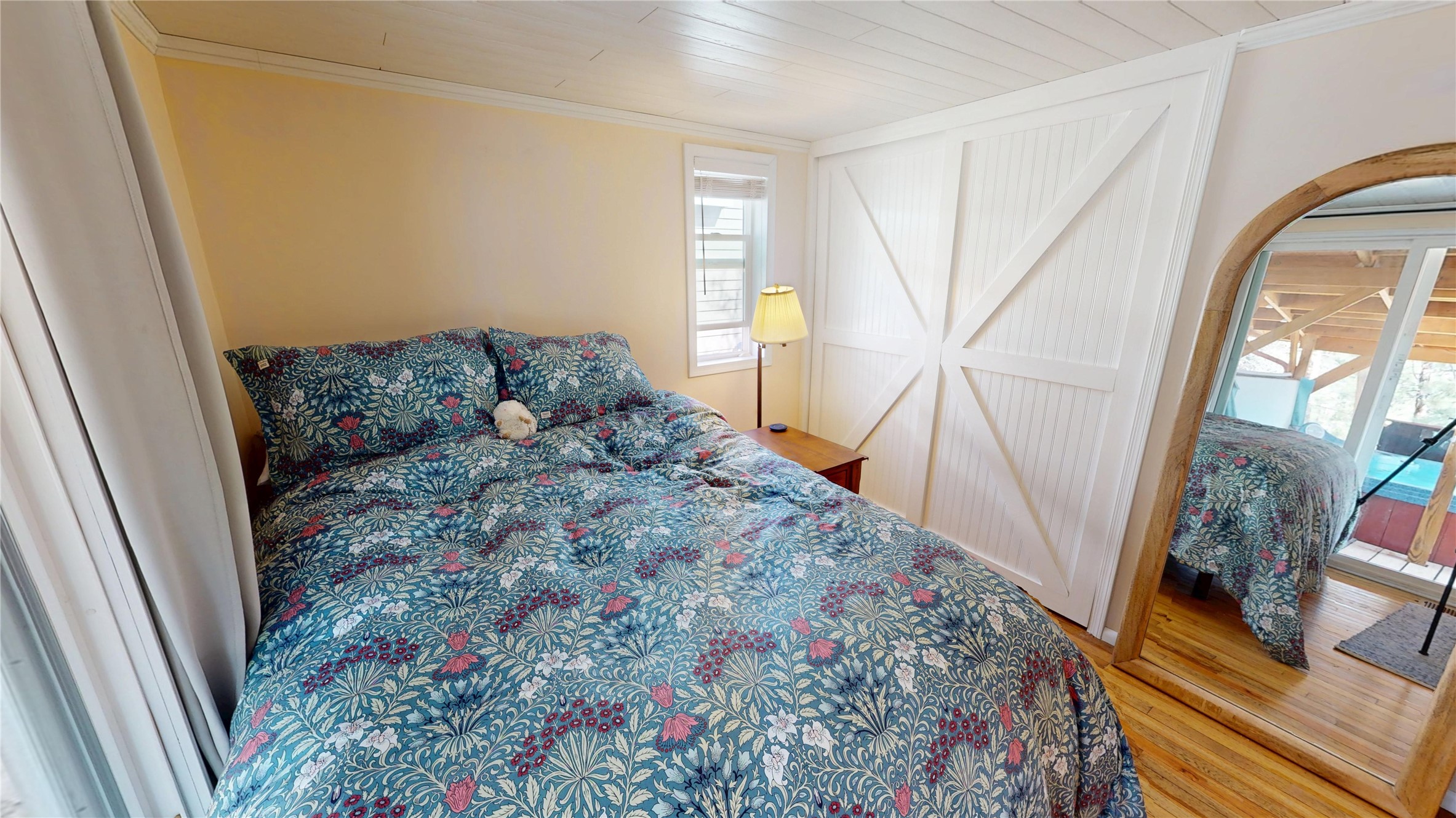 3816 Ridgeway