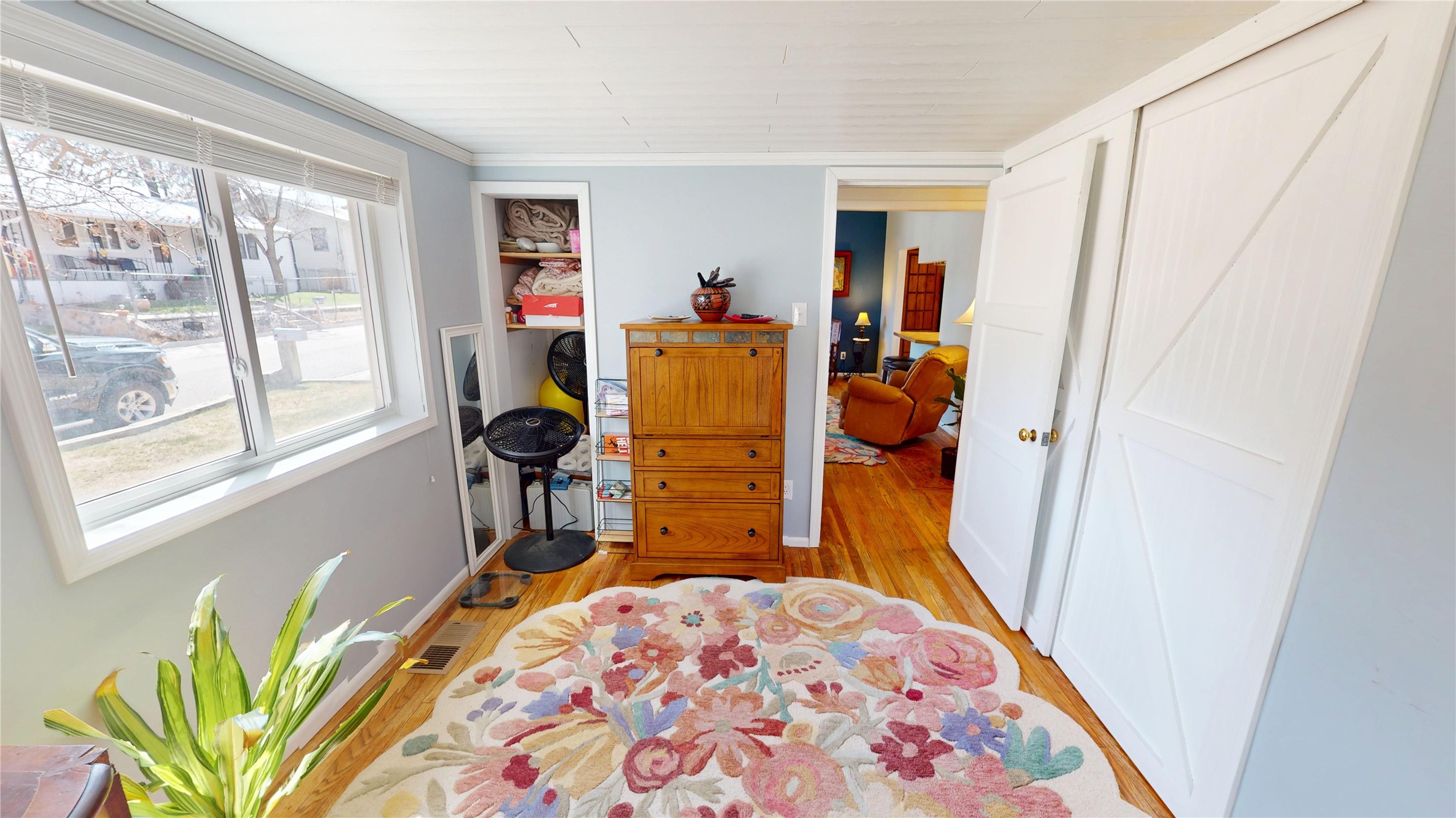 3816 Ridgeway