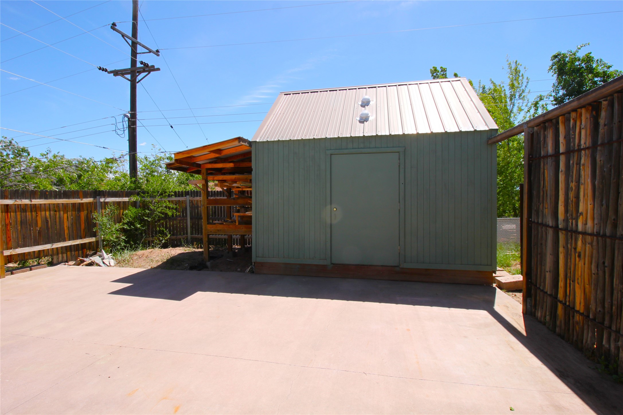 105 Agate Street