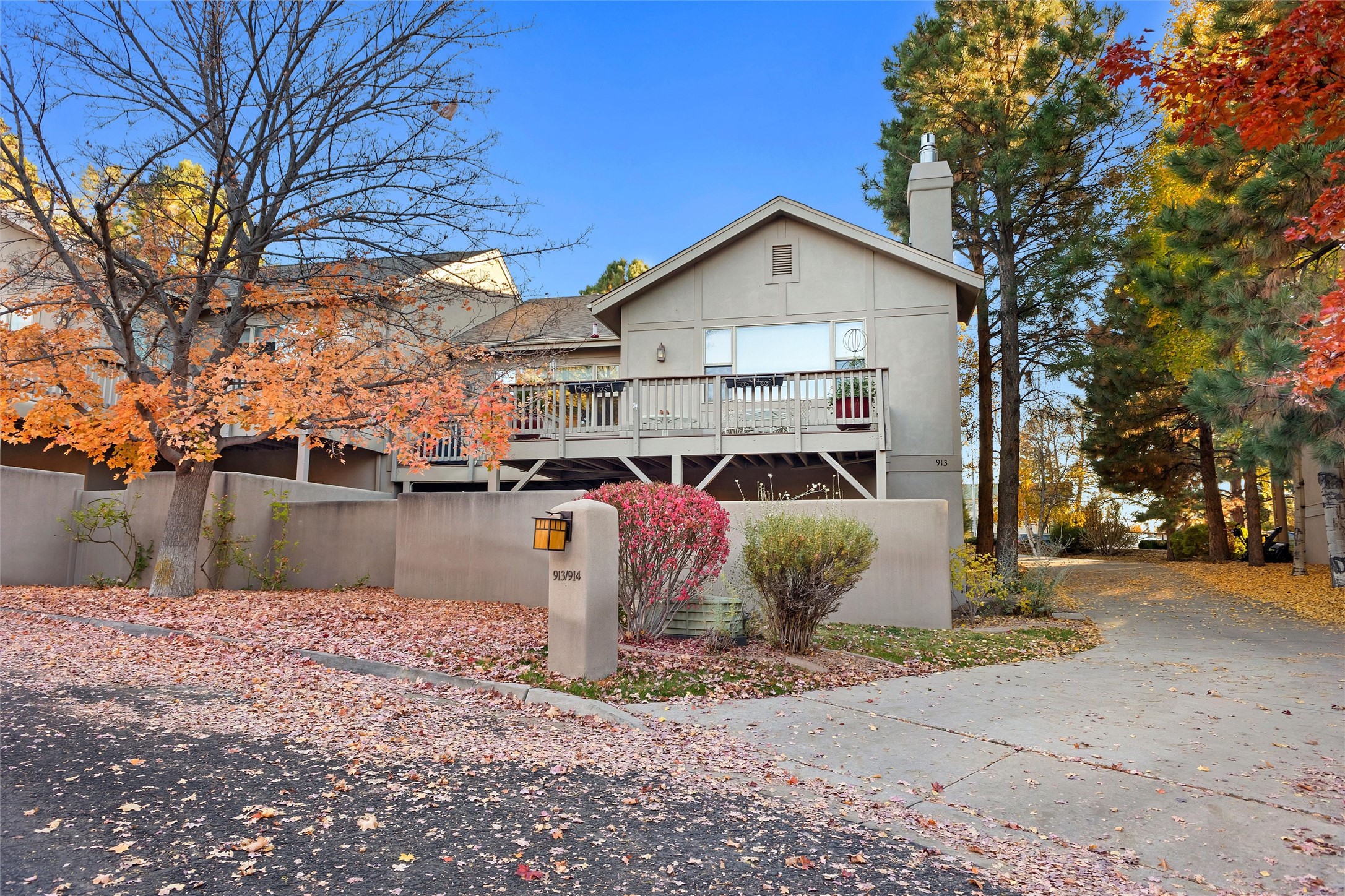 913 Circle