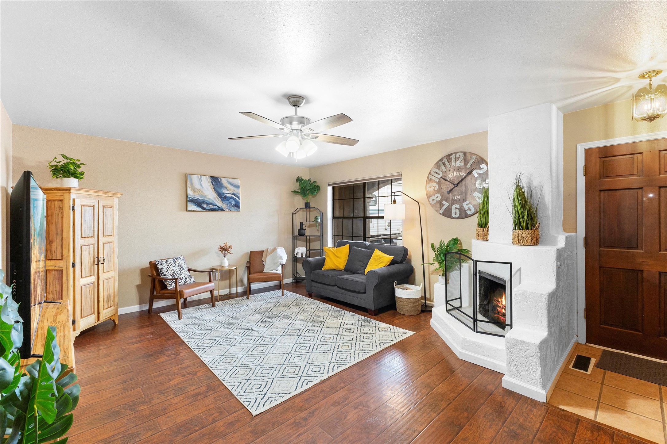 335 Ridgecrest