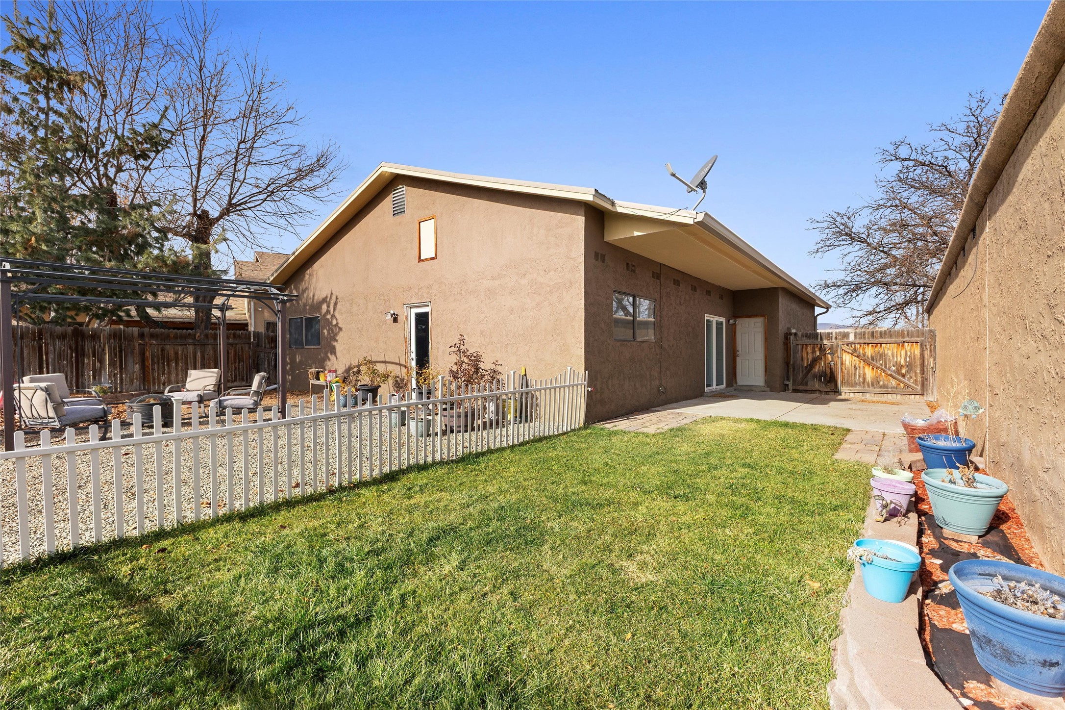 335 Ridgecrest