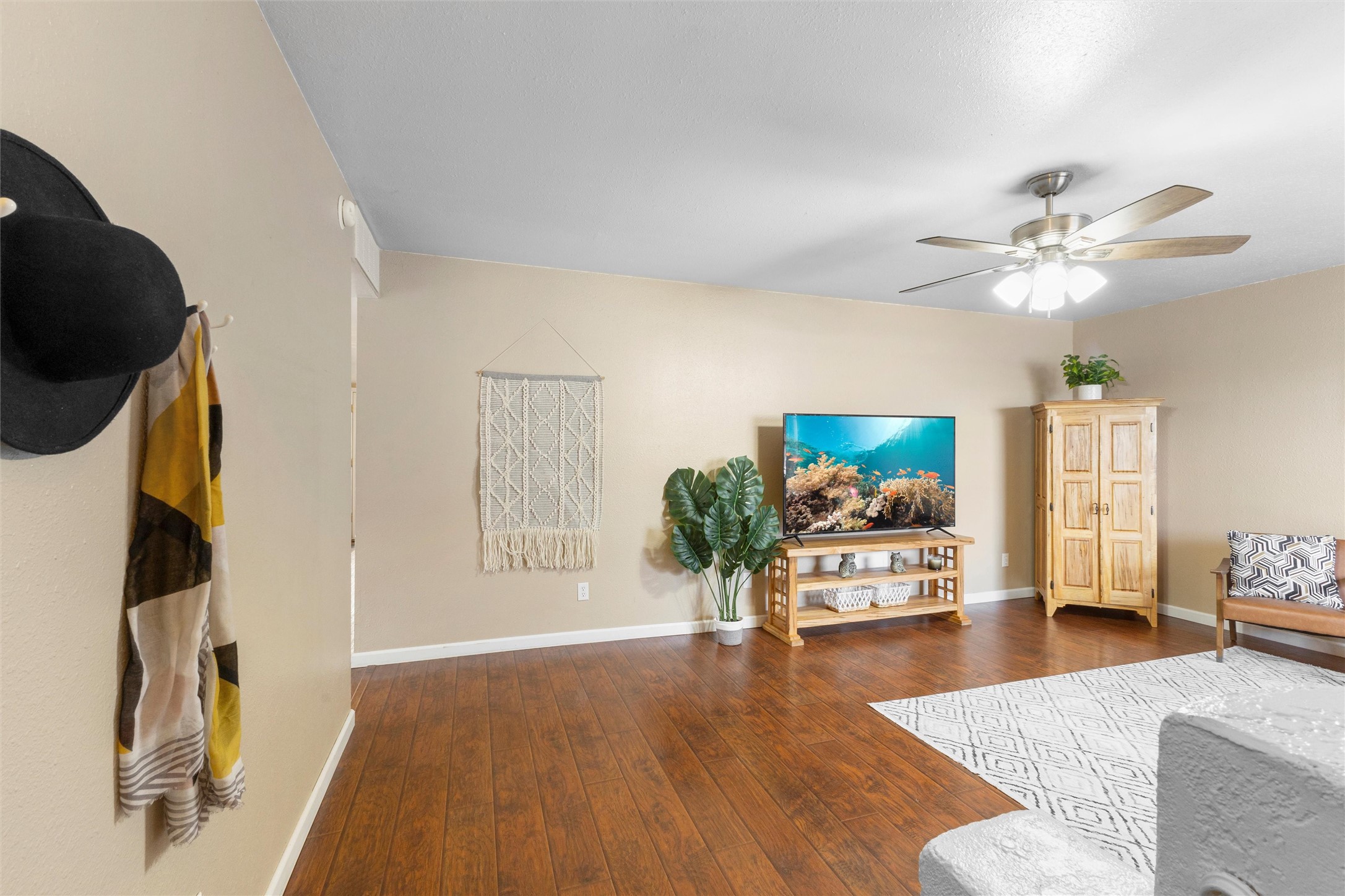 335 Ridgecrest