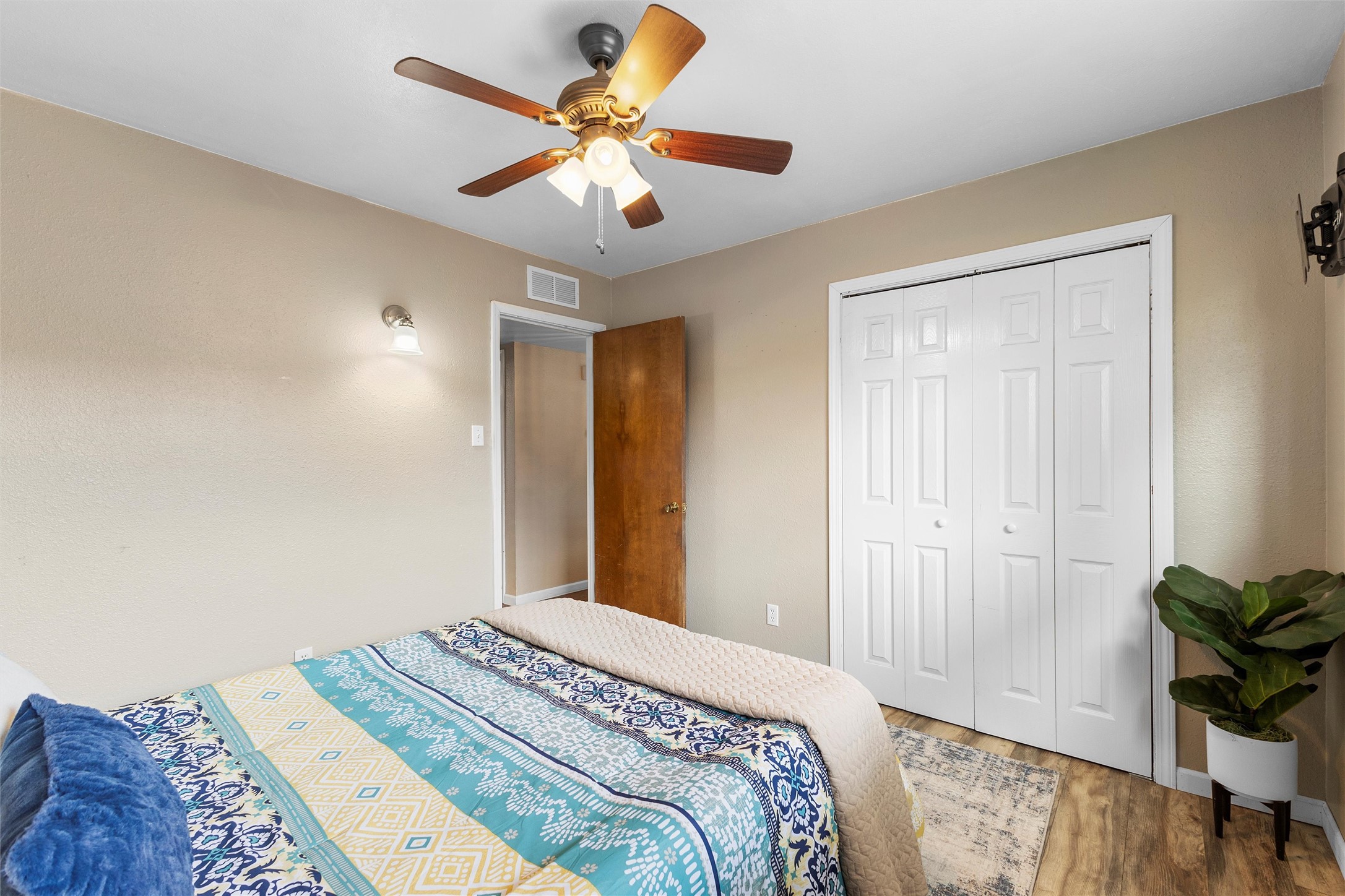 335 Ridgecrest