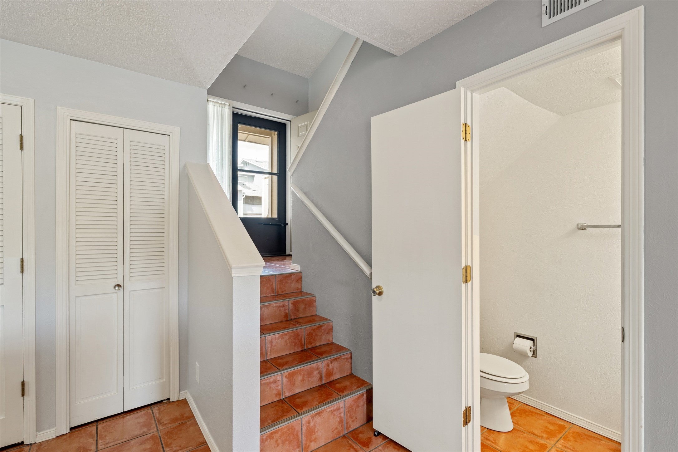 505 Oppenheimer Drive 903