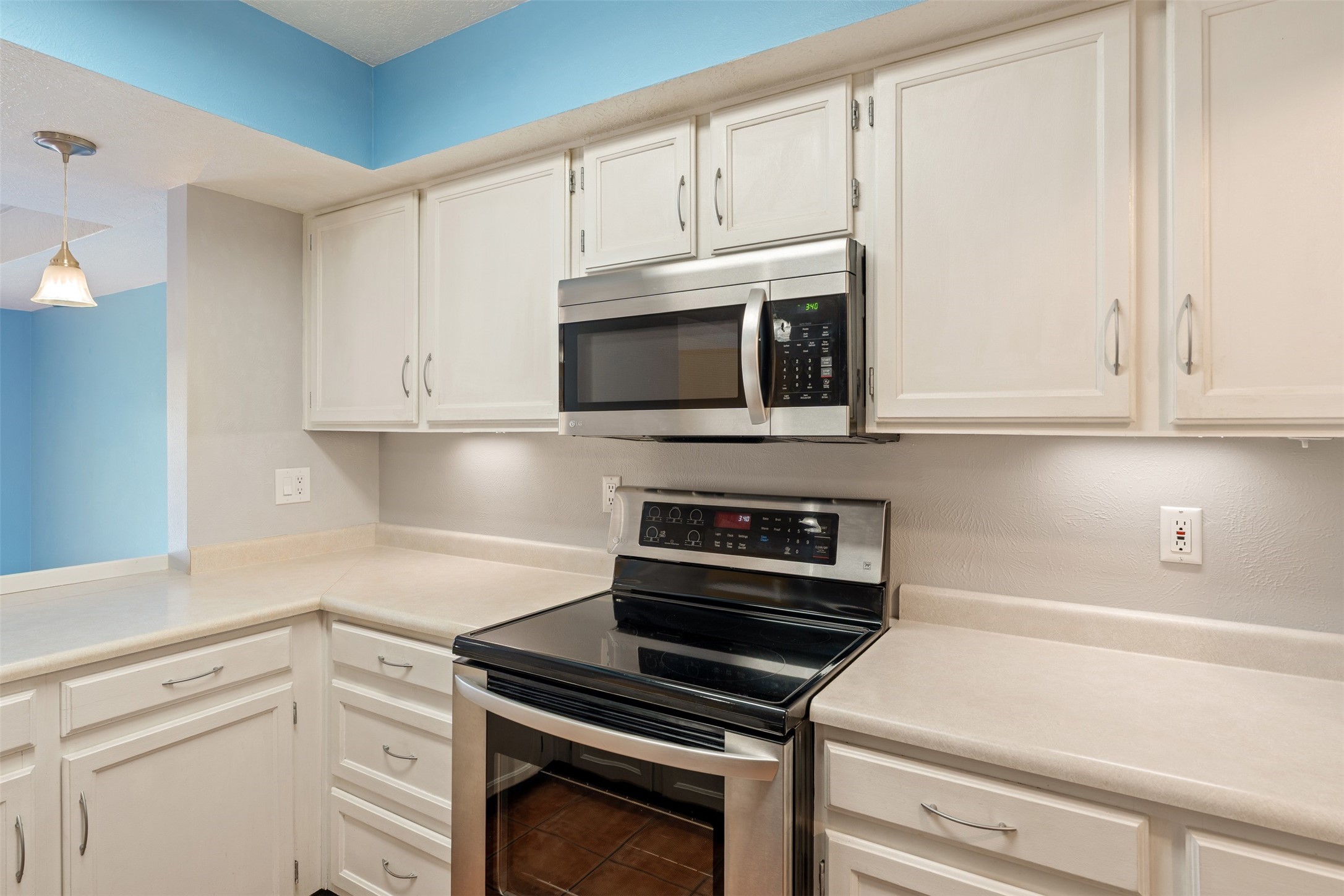 505 Oppenheimer Drive 903