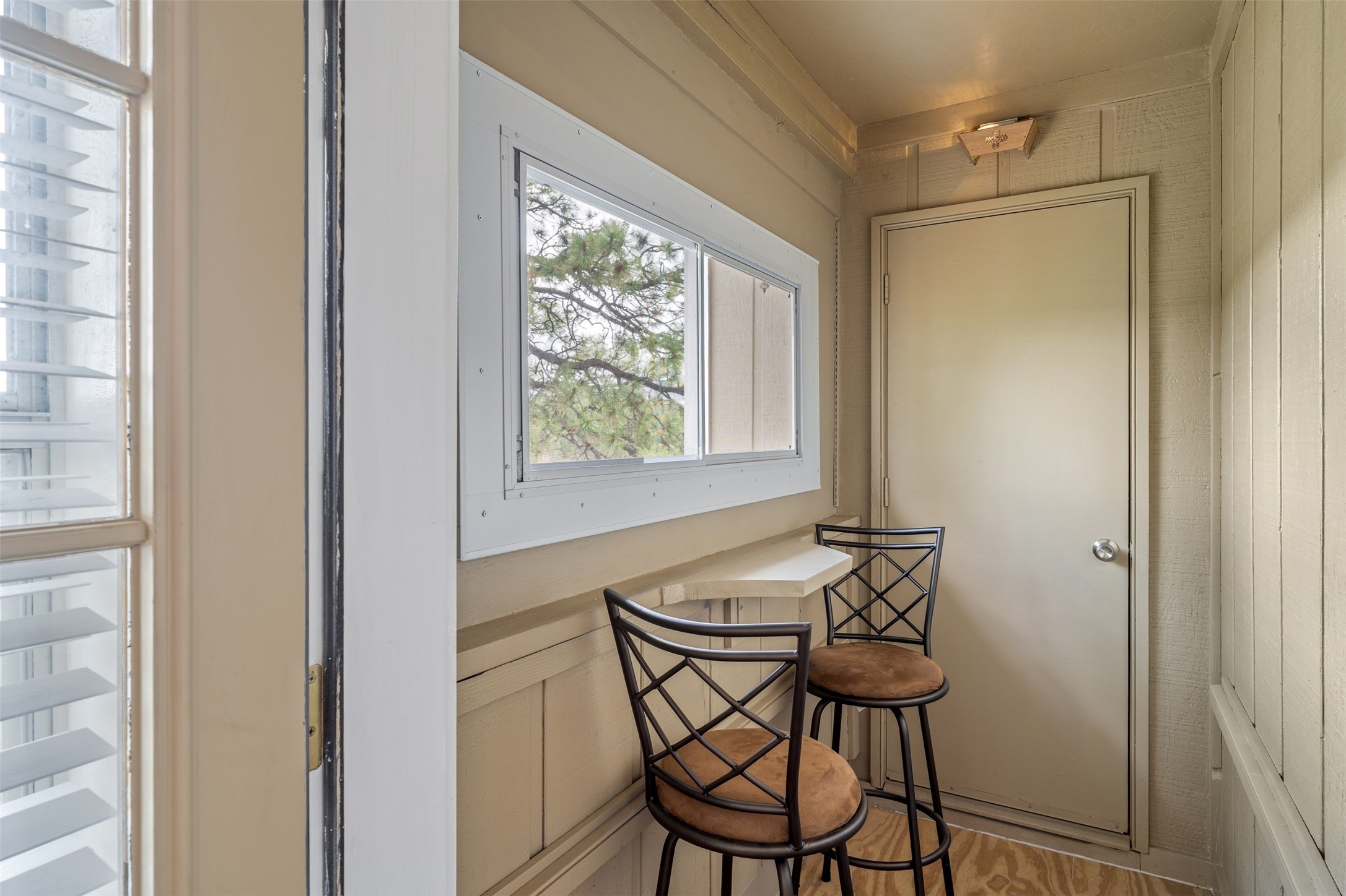 505 Oppenheimer Drive 903