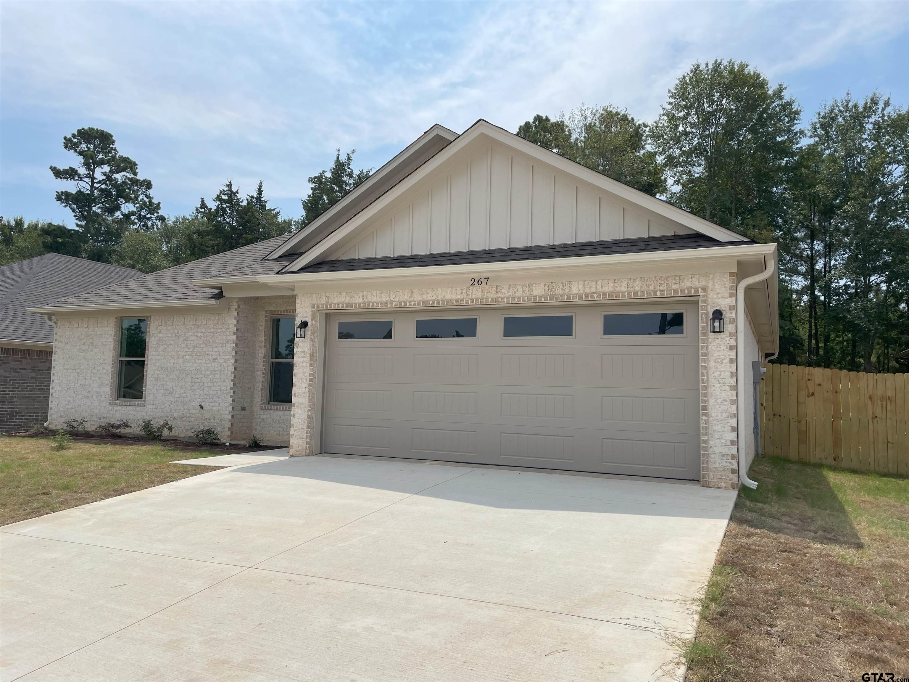 267 Oak Valley Dr
