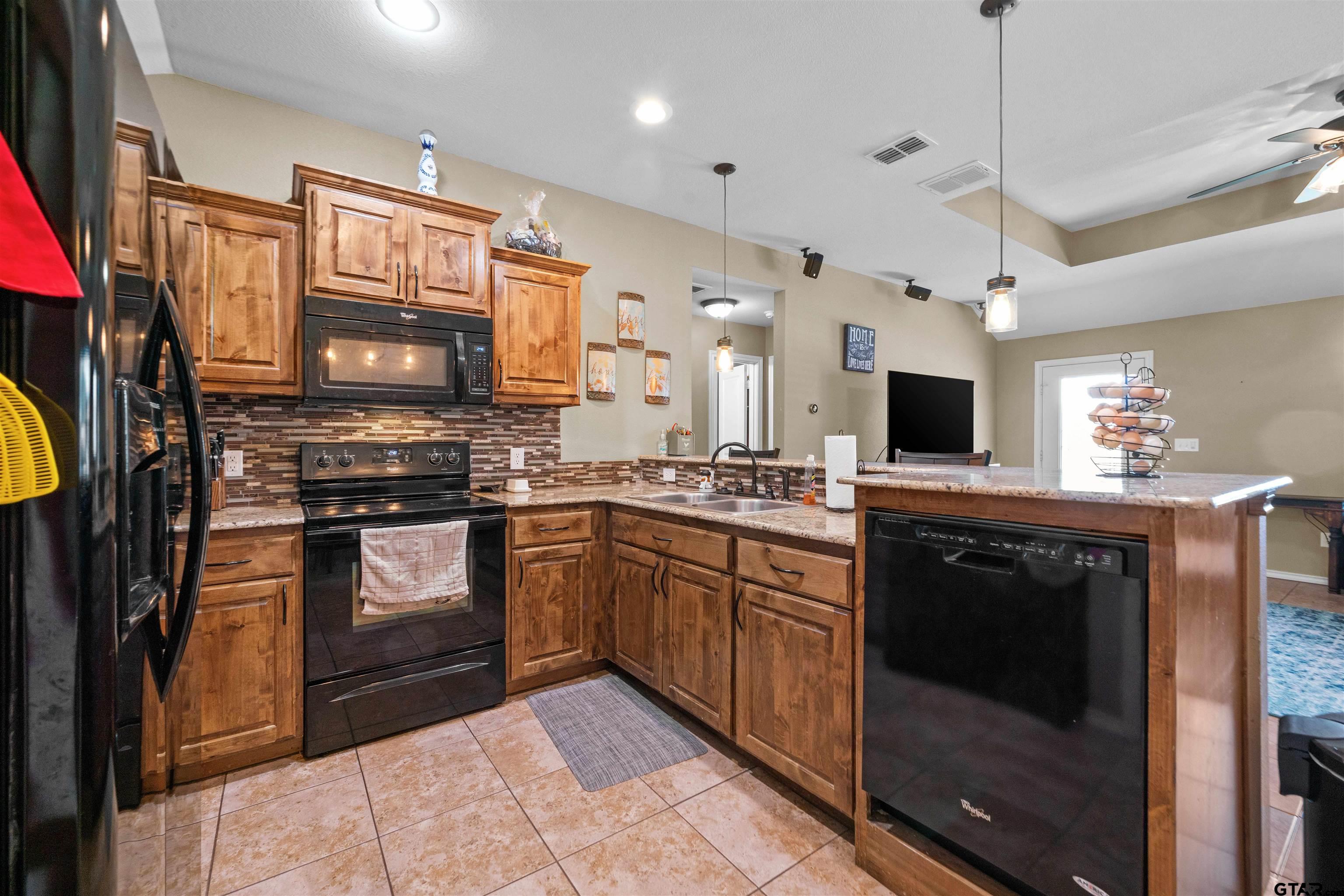 305 Mission Crest Cir