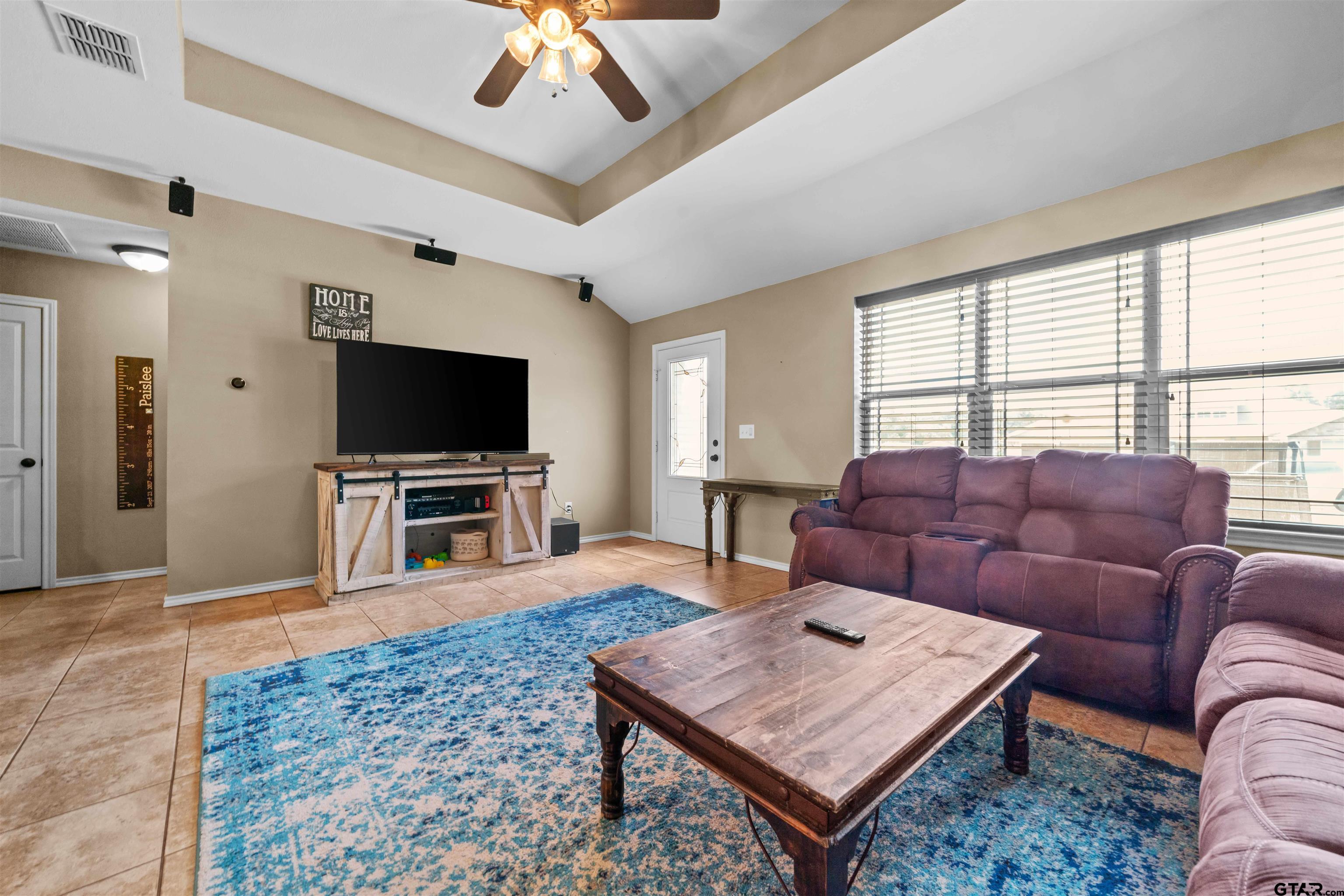 305 Mission Crest Cir