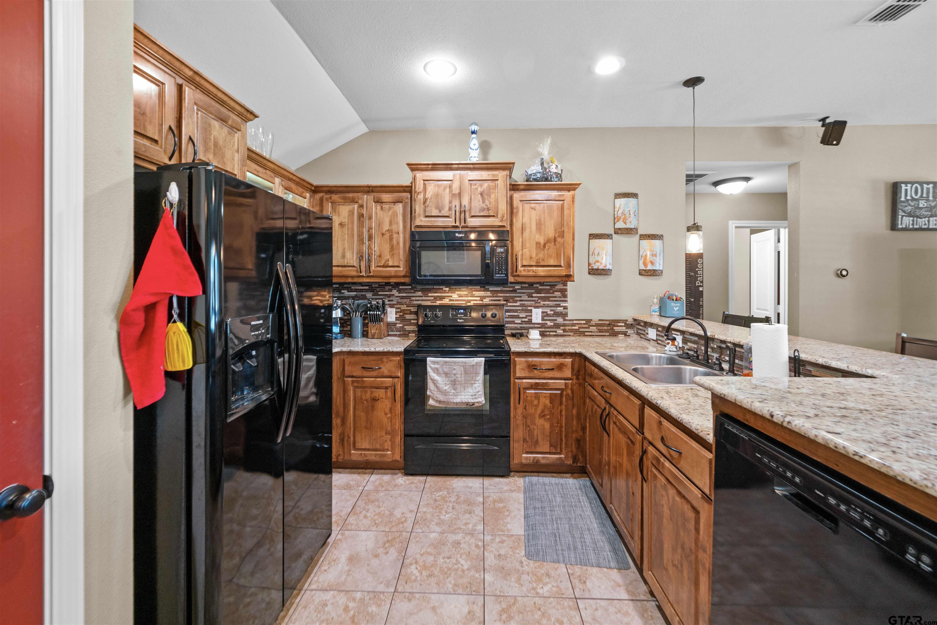 305 Mission Crest Cir