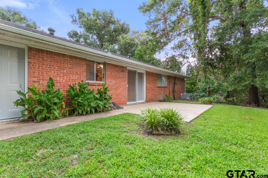 3601 McMillan Dr.