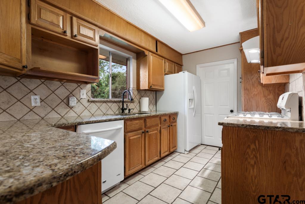 3601 McMillan Dr.