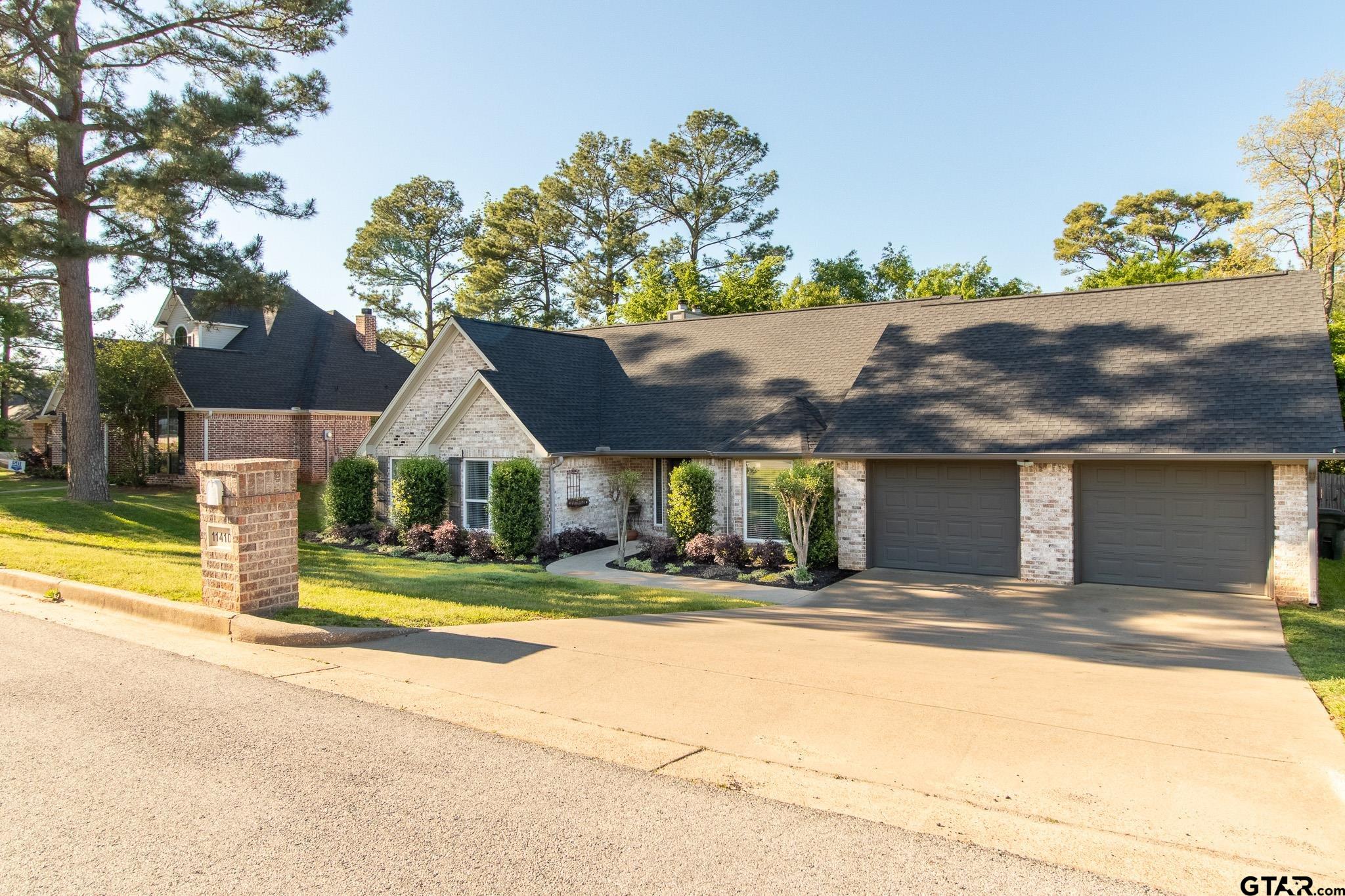 11410 Chasewood Dr.