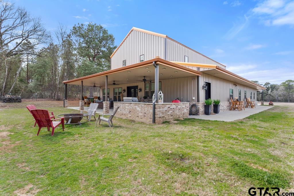 636 Spruce Rd