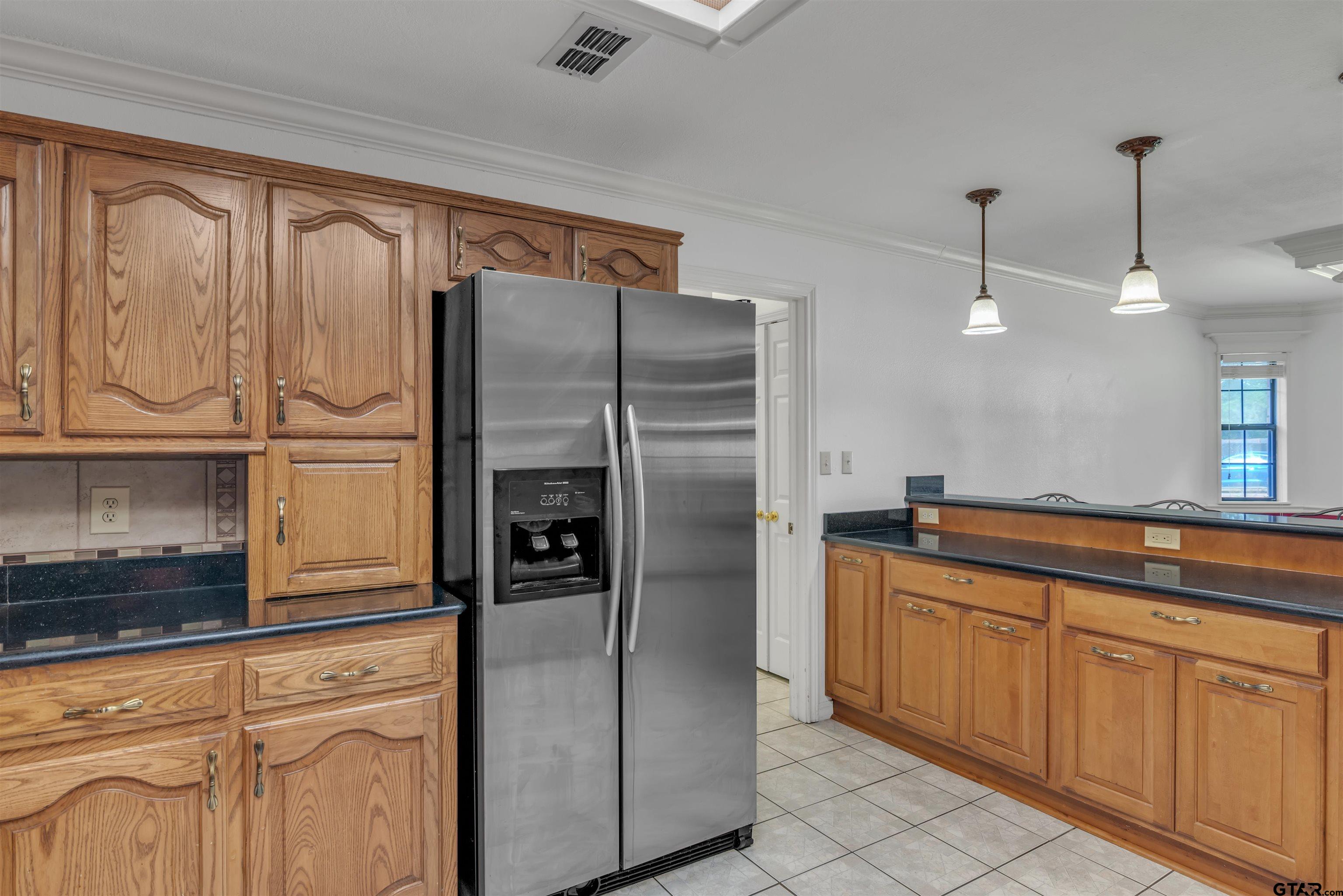 105 Lindsey Brook LN