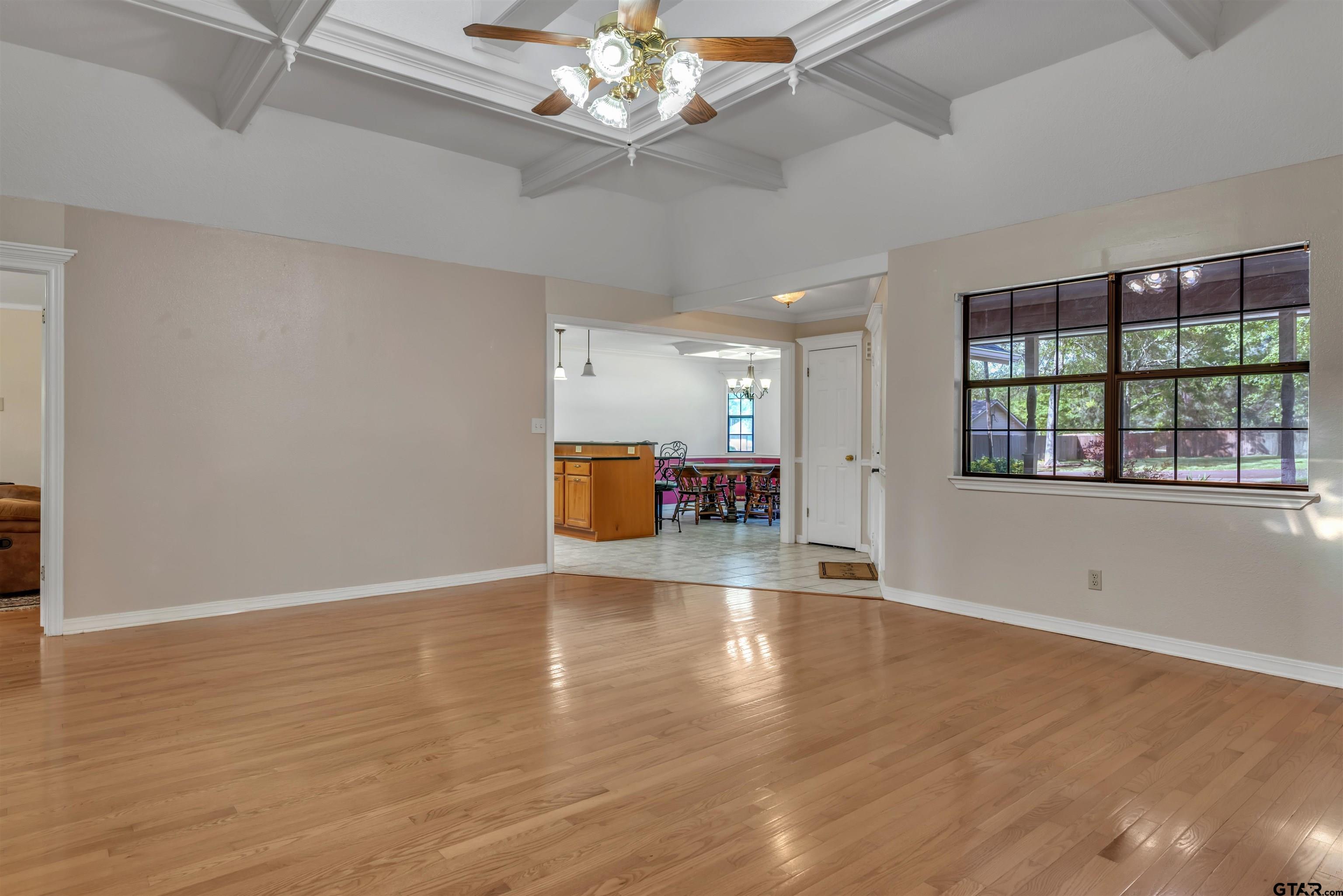 105 Lindsey Brook LN