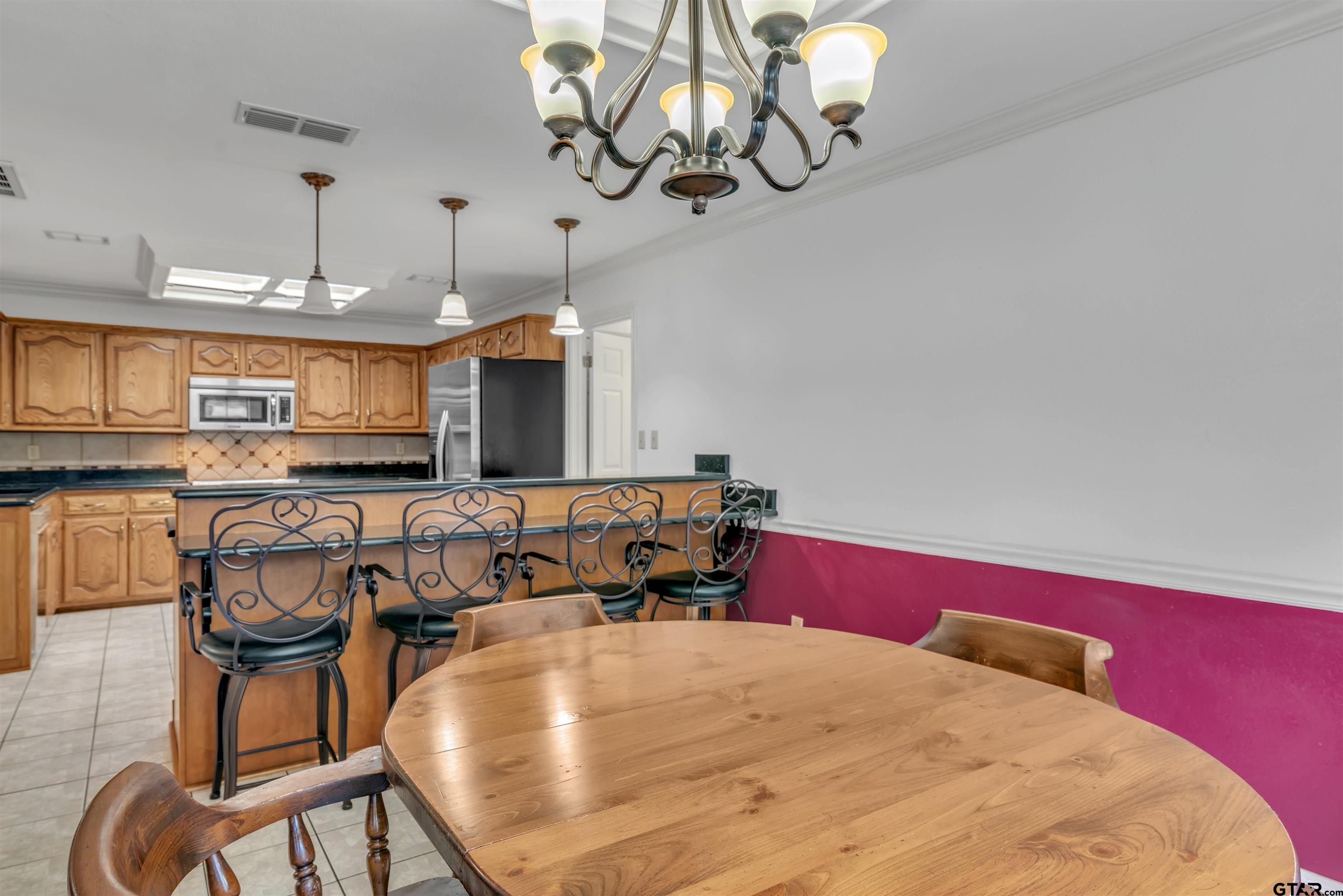 105 Lindsey Brook LN