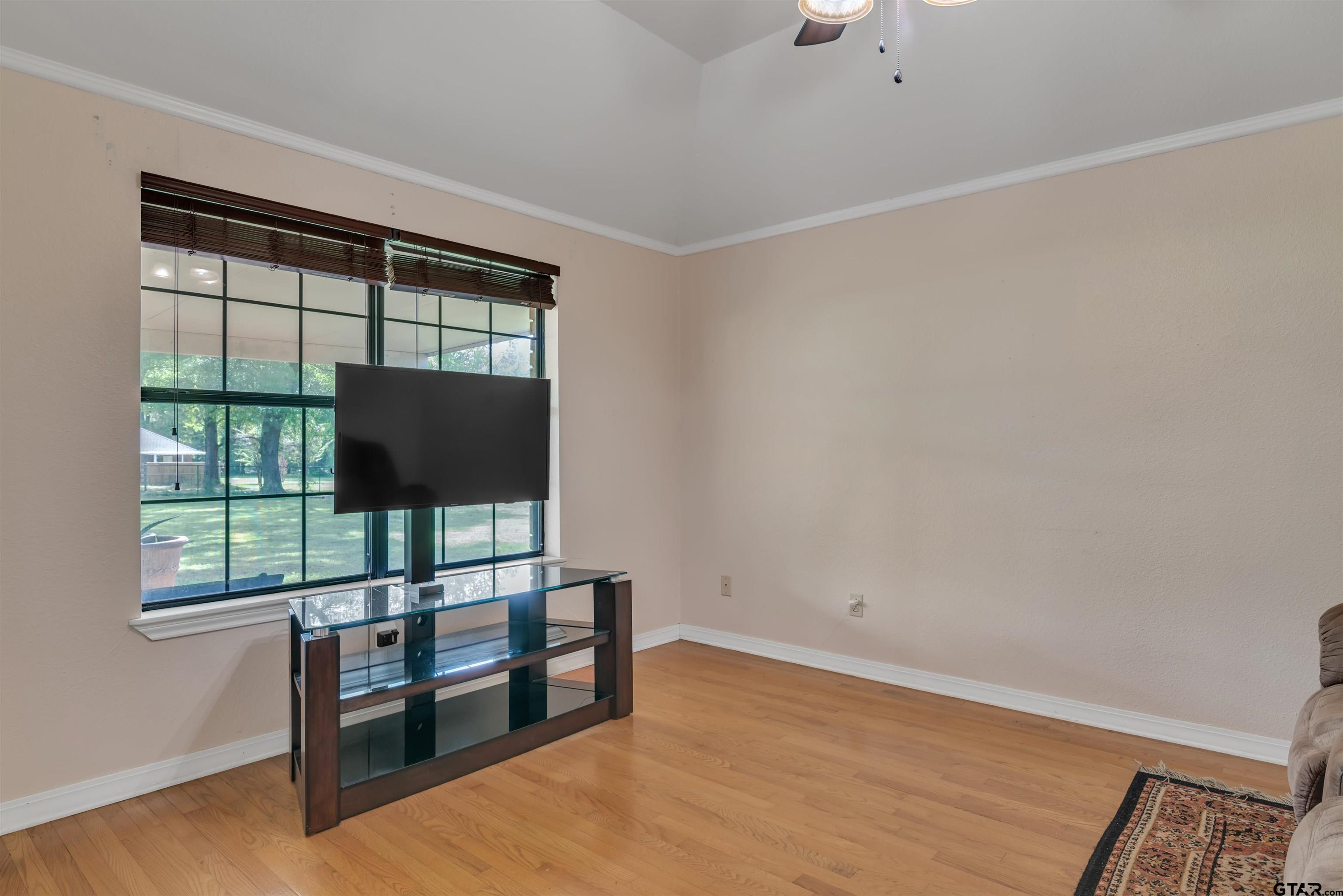 105 Lindsey Brook LN